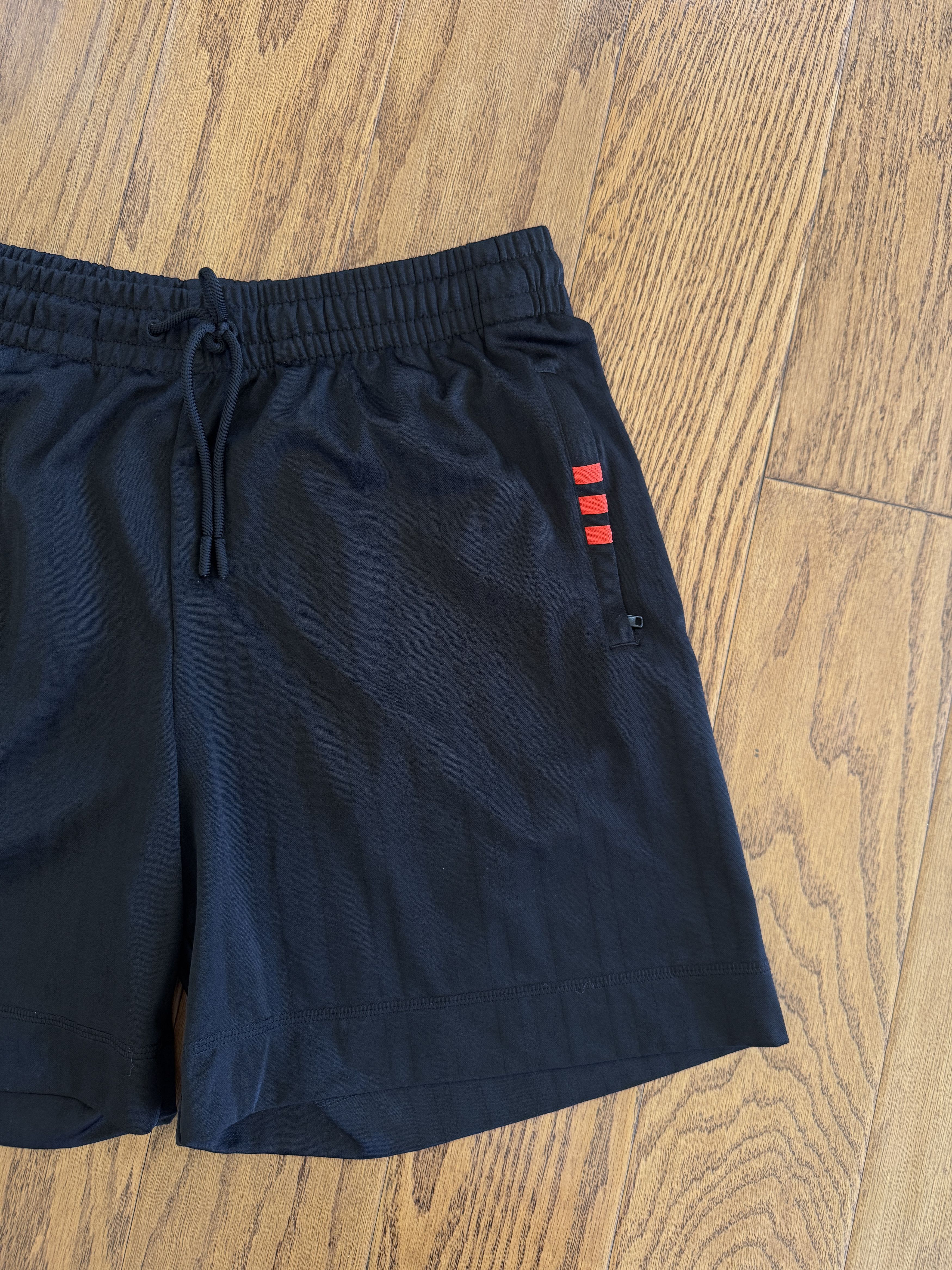 Adidas × Alexander Wang Adidas x Alexander Wang shorts Size US 34 / EU 50 - 2 Thumbnail