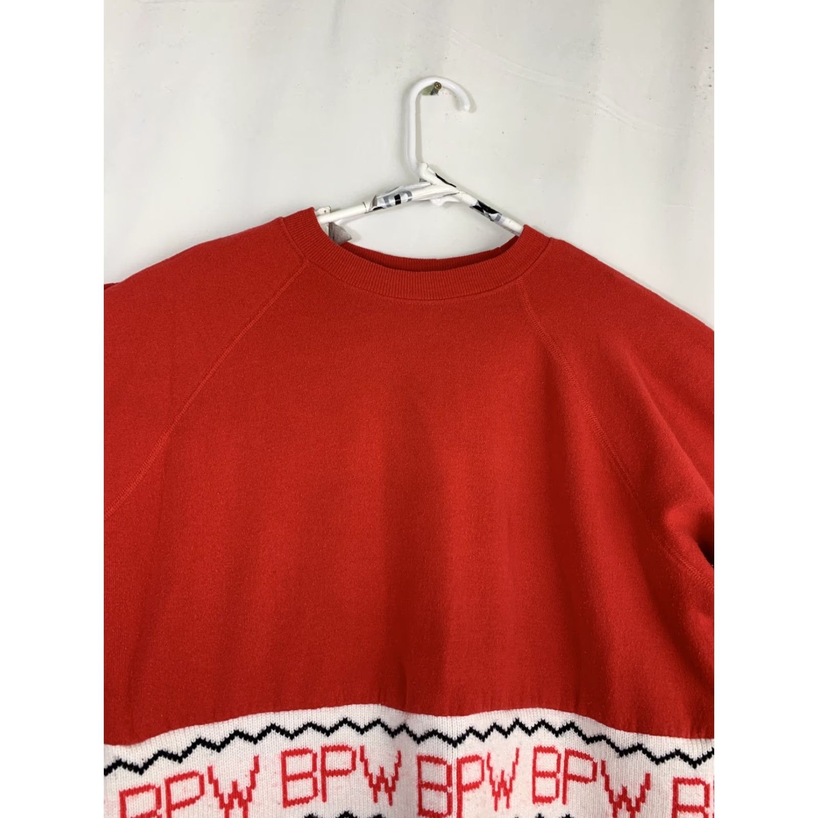 Hanes VINTAGE Hanes Mens XL Crewneck Pullover Sweater Red USA Long Sleeve BPW Cotton Blend 25” Chest 27” Length Size US XL / EU 56 / 4 - 5 Thumbnail