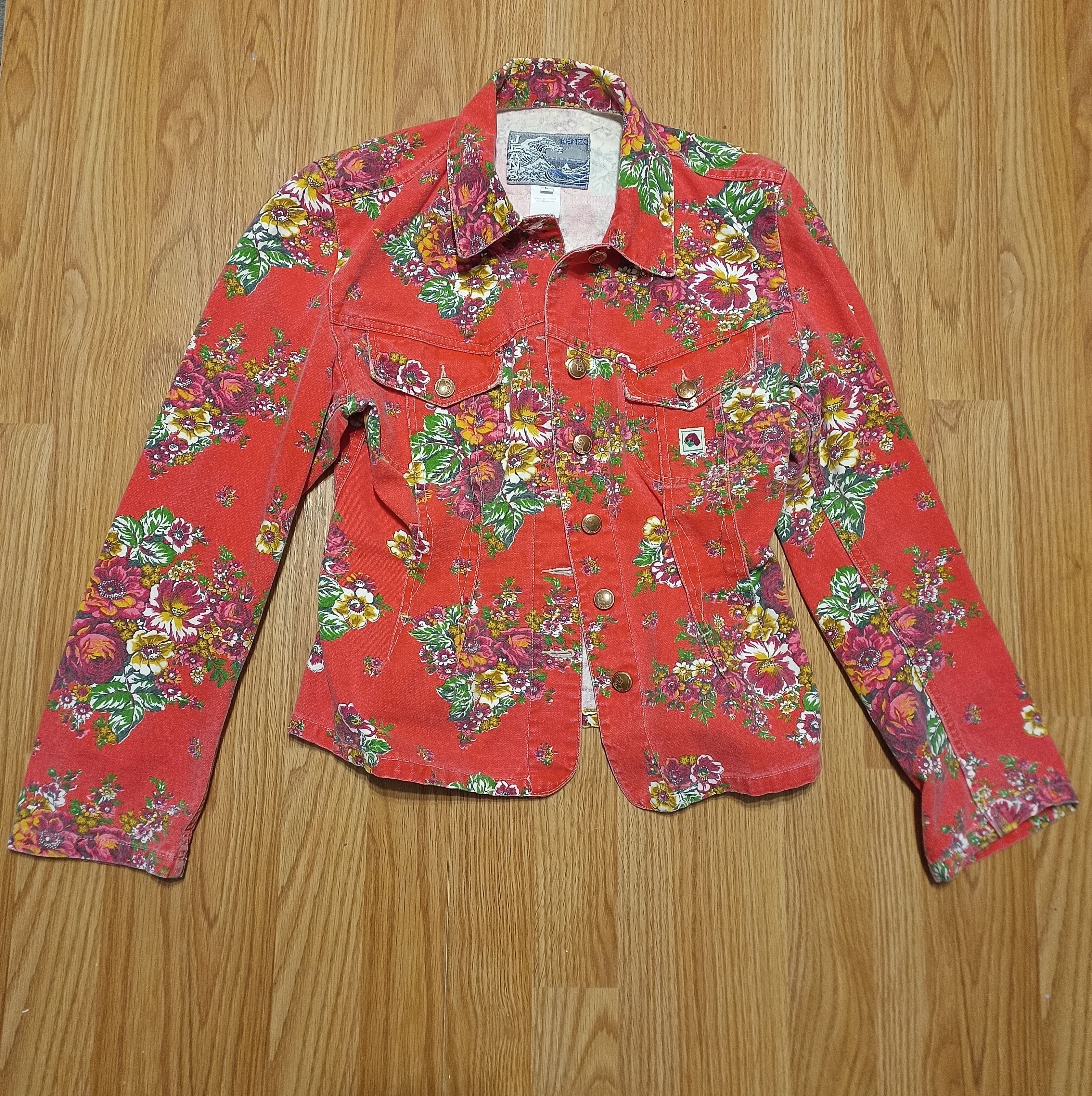 Kenzo × Vintage KENZO Jeans Vintage 90s Red Flower Print Denim Jacket Size L / US 10 / IT 46 - 6 Thumbnail