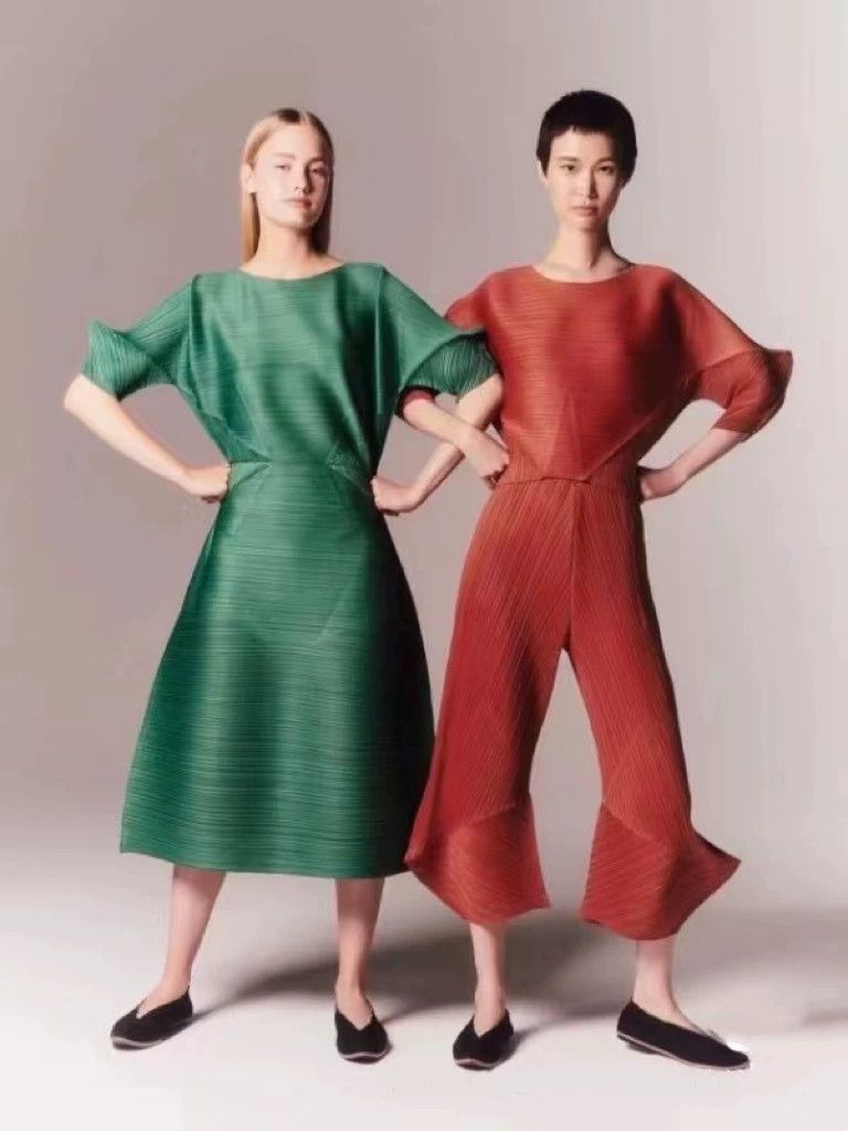 Issey Miyake Issey Miyake Green dress Size L / US 10 / IT 46 - 3 Thumbnail