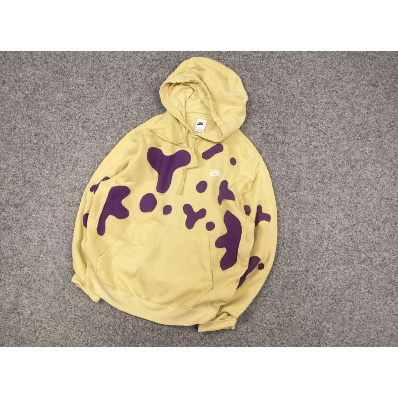 Nike Nike Hoodie Mens XS Yellow Vintage Skeleton Logo Y2K Style 90s Sports Pullover Crew Neck, Heavyweight Cotton Fleece Size US S / EU 44-46 / 1 - 3 Thumbnail