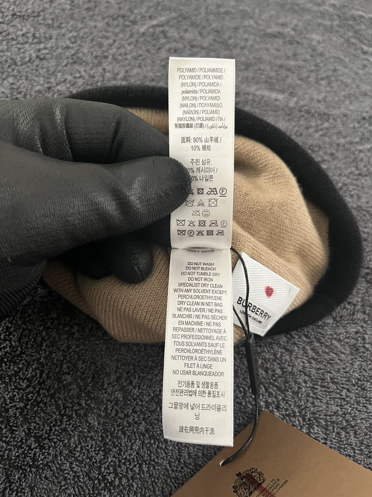 Burberry Burberry Logo Intarsia Cashmere Beanie Size ONE SIZE - 9 Thumbnail