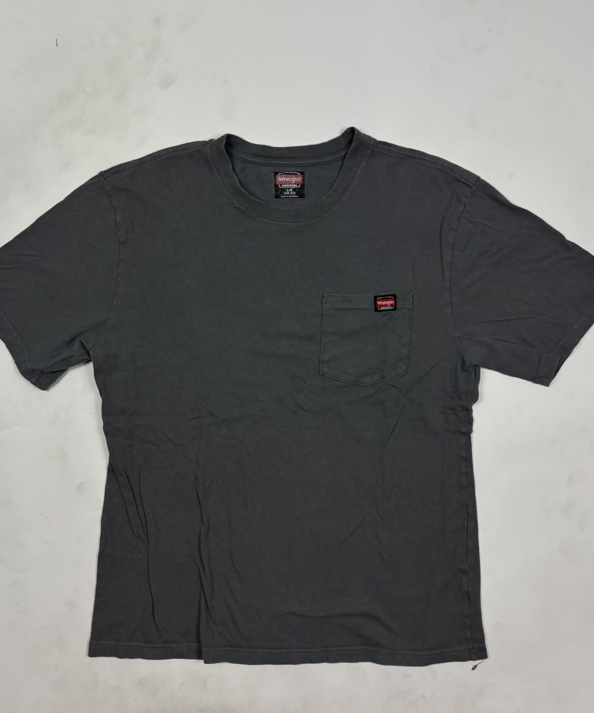 Vintage Vintage 2000s Wrangler Pocket Tee Size US L / EU 52-54 / 3 - 2 Thumbnail