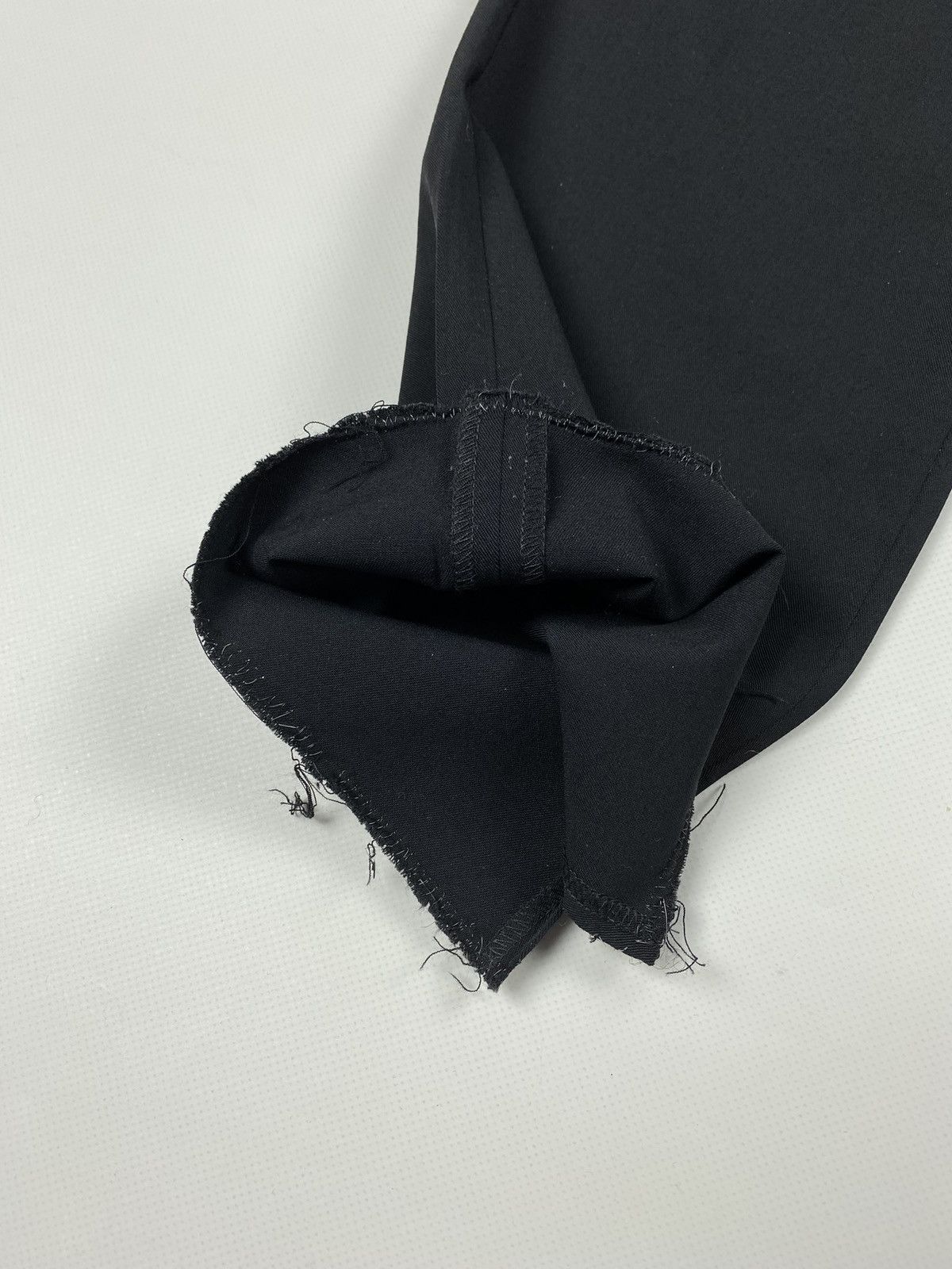 Marithe + Francois Girbaud Marithe Francois Girbaud avant-garde cropped pants trousers Size 26" / US 2 / IT 38 - 8 Thumbnail