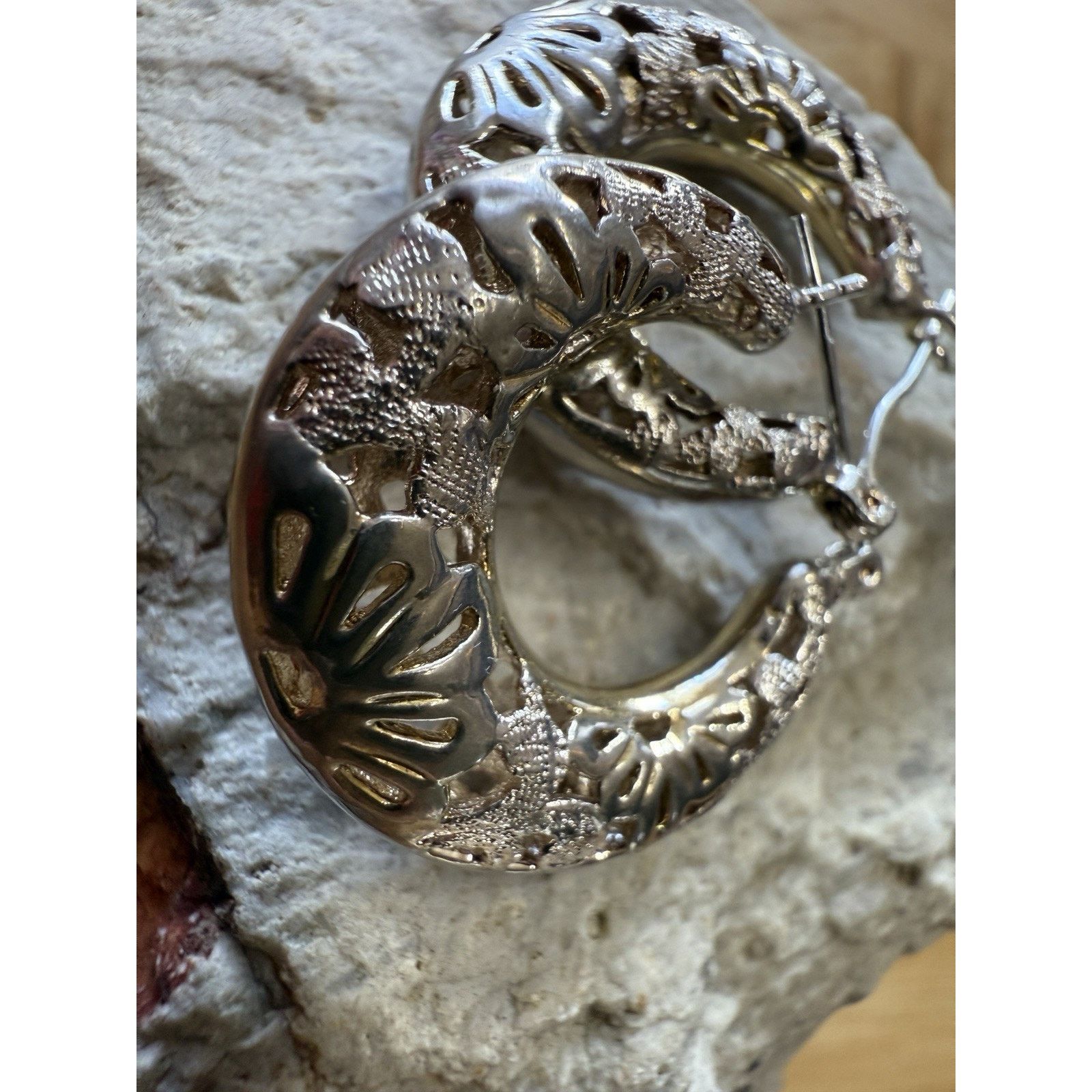 Other Sterling Silver Etched Filigree Pierced Hollow Hoop Earrings Size ONE SIZE - 3 Thumbnail