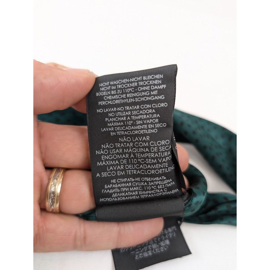 Saint Laurent Paris o1rshd1 Size: OS / Grand Ascot Pekin Seta Scarf Green/Black Size ONE SIZE - 8 Thumbnail
