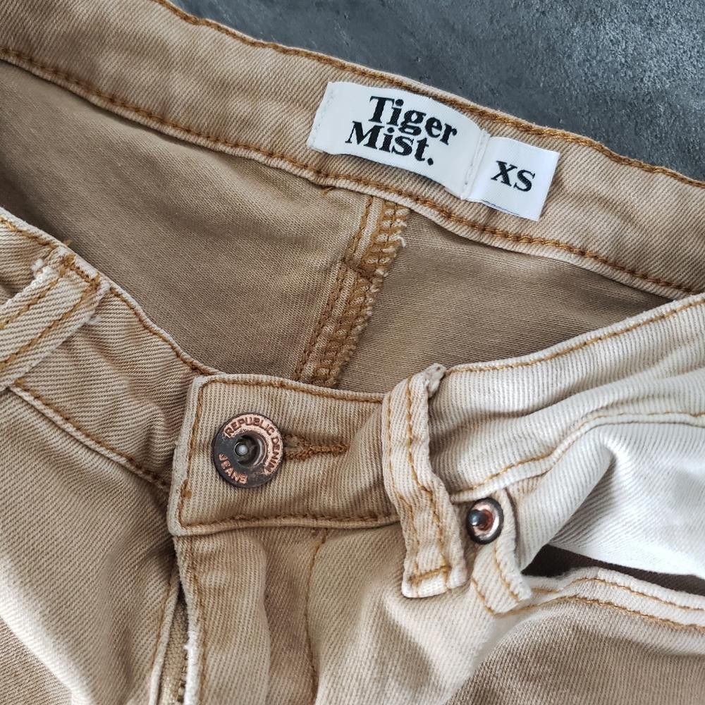 Designer Nude Distressed Tiger Mist Cargo Jean Size 26" / US 2 / IT 38 - 3 Thumbnail