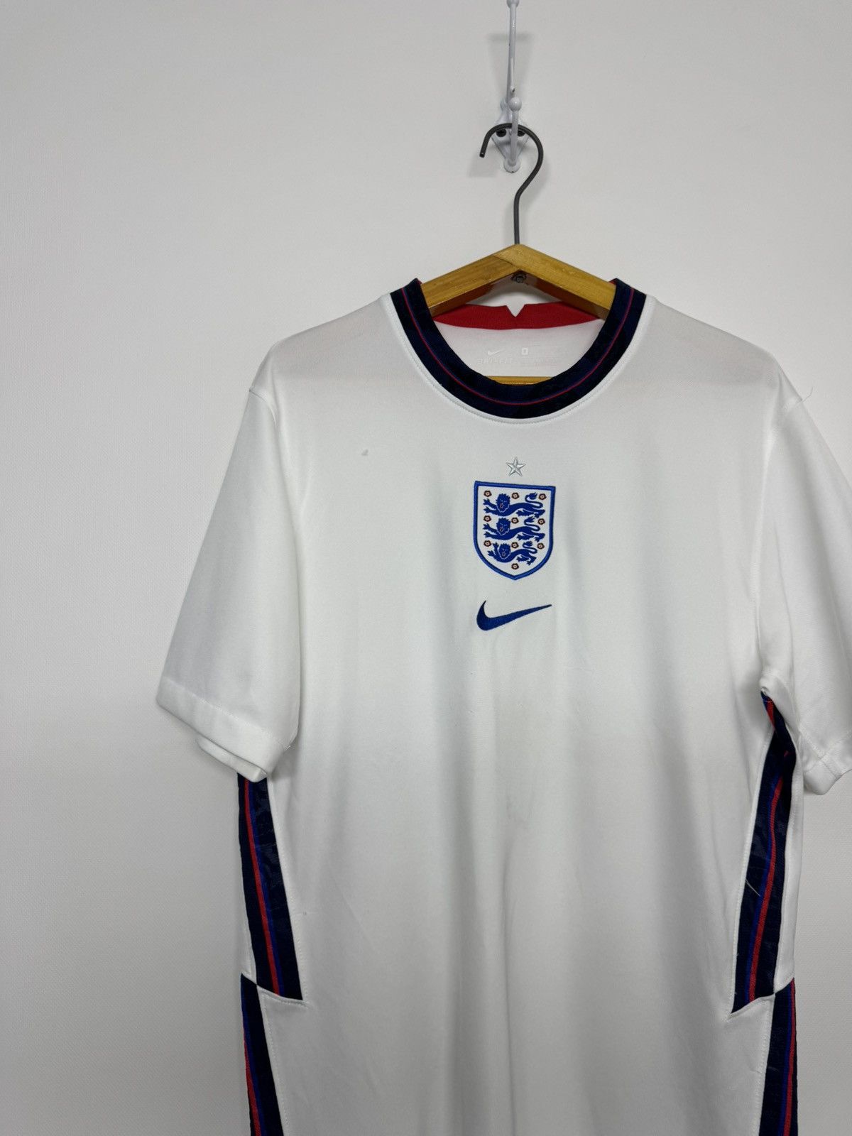 Nike Vintage Nike England National Team T-shirt jersey Size US S / EU 44-46 / 1 - 1 Thumbnail