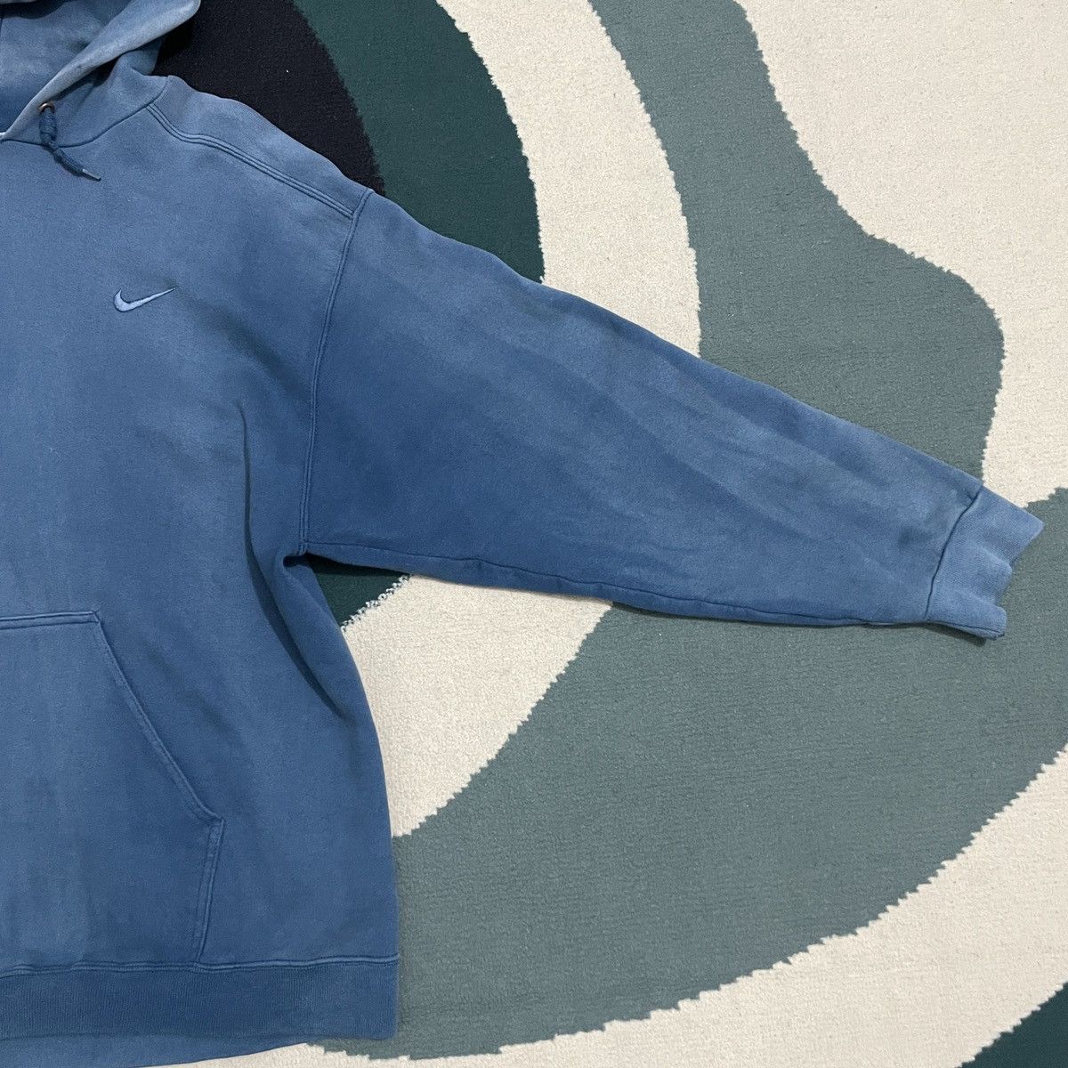 Japanese Brand 🔥 RARE 90s NIKE TONAL HOODIE MINI SWOOSH ✅ Size US L / EU 52-54 / 3 - 5 Thumbnail