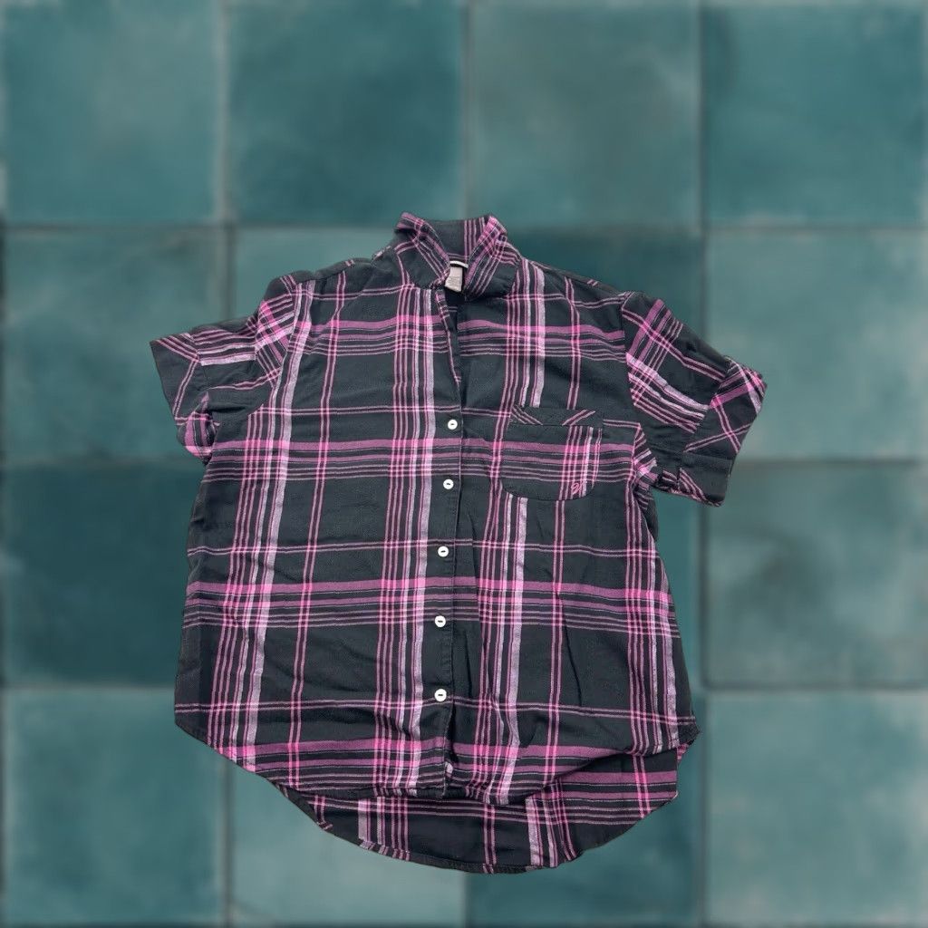 Victoria's Secret VINTAGE Victoria’s Secret Pajama Top Shirt Womens Large Black Pink Plaid Short Sleeve Collared L Womens Size L / US 10 / IT 46 - 1 Thumbnail