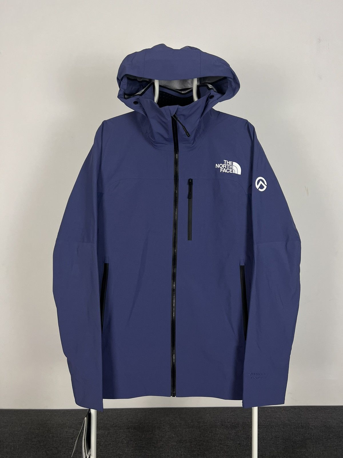 Goretex × The North Face Men's Mountain Trekking Jacket with Membrane The North Face Summit Torre Egger Futurelight Jacket Size US S / EU 44-46 / 1 - 1 Thumbnail