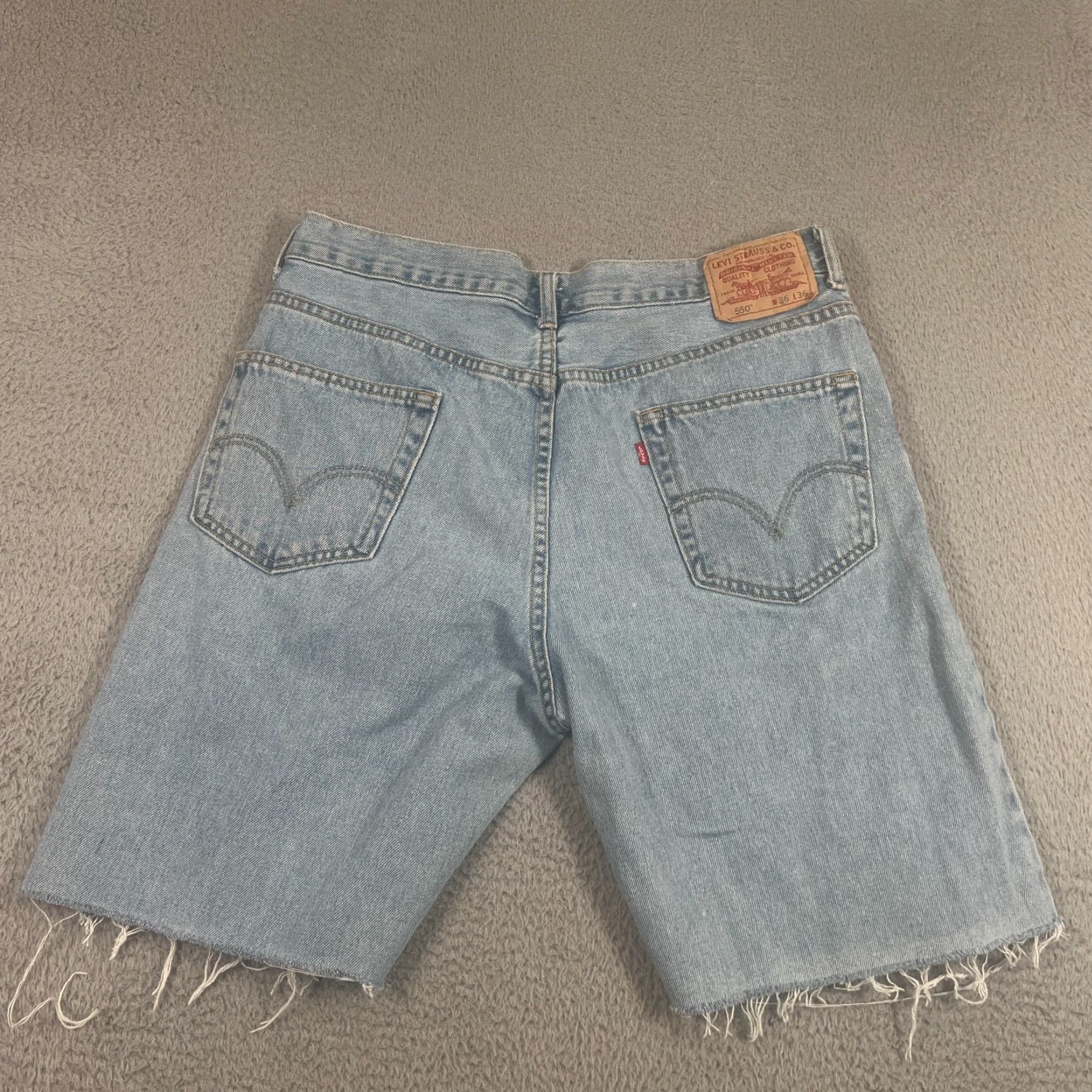 Levi's Levi's 550 Cut Off Shorts Size 36 Blue Bermuda 9" Jorts Faded Denim Baggy Y2K Size US 36 / EU 52 - 7 Thumbnail