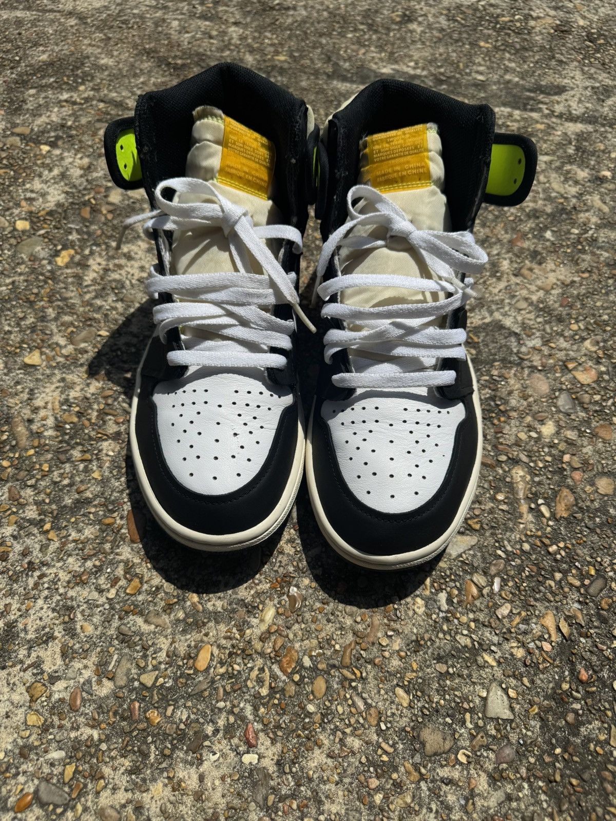 Jordan Brand × Nike NIKE AIR JORDAN 1 RETRO HIGH OG Size US 10.5 / EU 43-44 - 3 Thumbnail