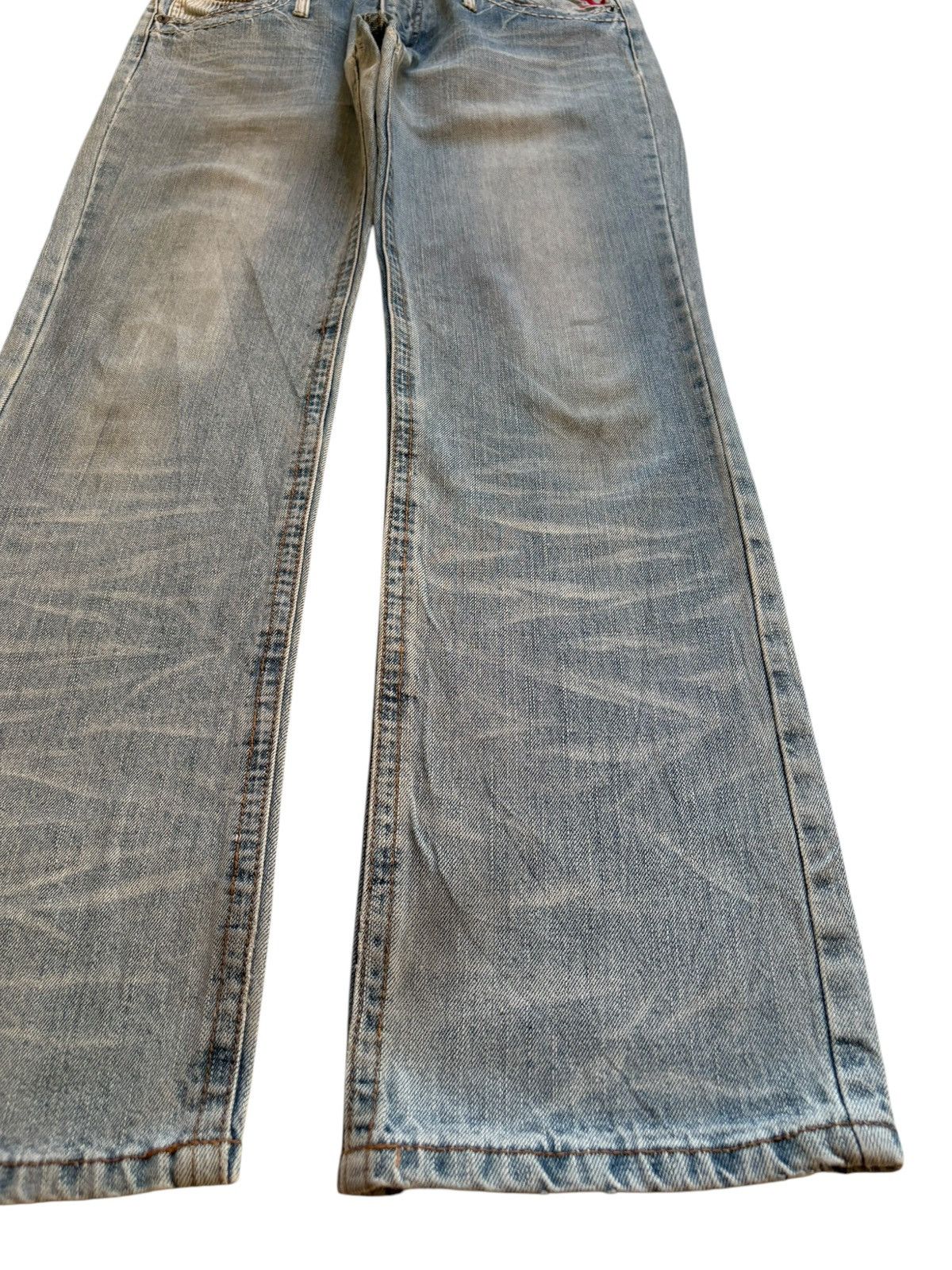 Japanese Brand Vintage Japanese Brand Embroidery Spell Out Loose Jeans Size US 32 / EU 48 - 7 Thumbnail