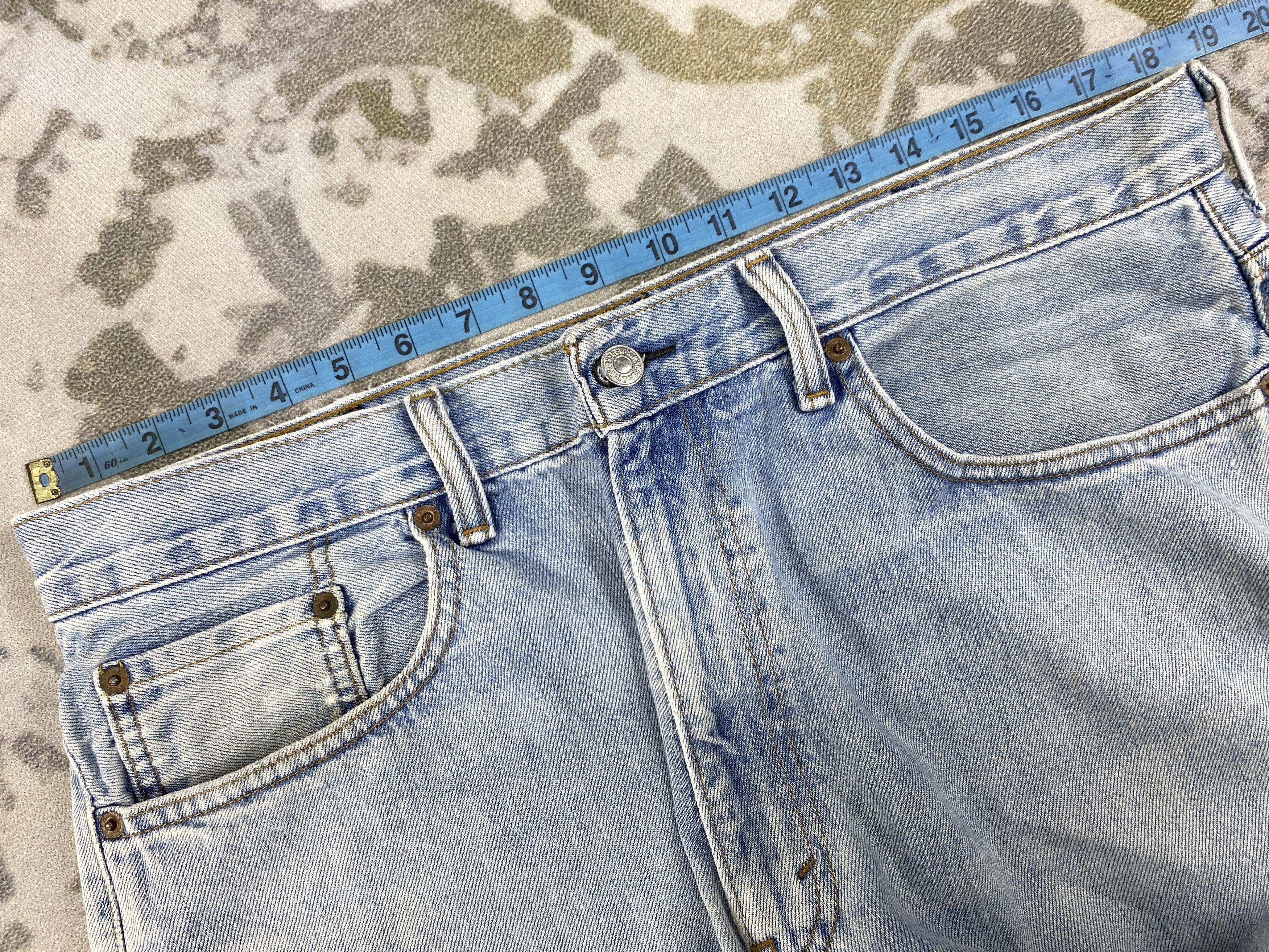 Levi's Light Wash Vintage Levi's 550 Denim 37 x 28.5 -JN709 Size US 37 - 5 Thumbnail
