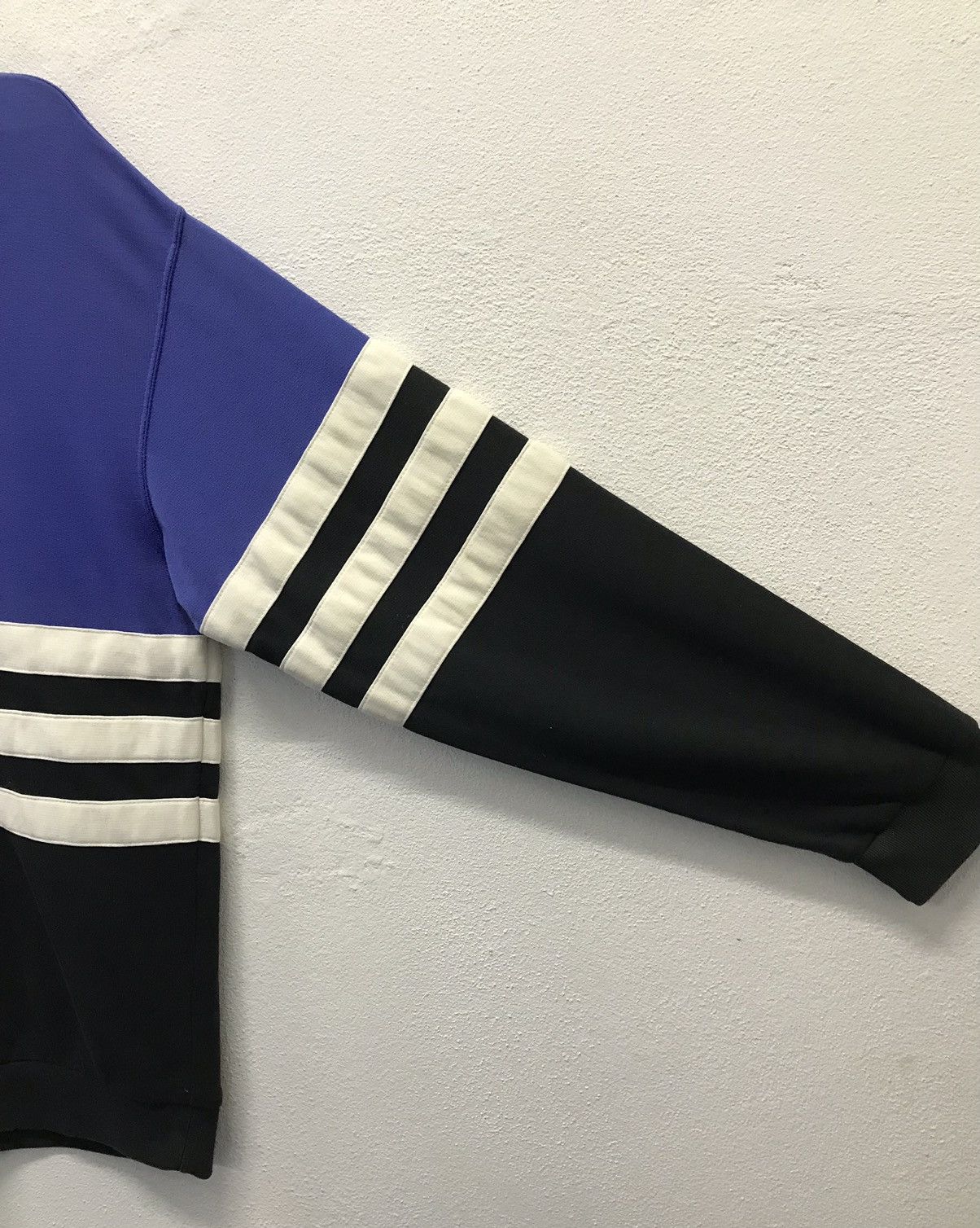 Adidas × Descente × Japanese Brand Vintage Adidas The Brand With The 3 Stripes Sweatshirt Size US M / EU 48-50 / 2 - 4 Thumbnail
