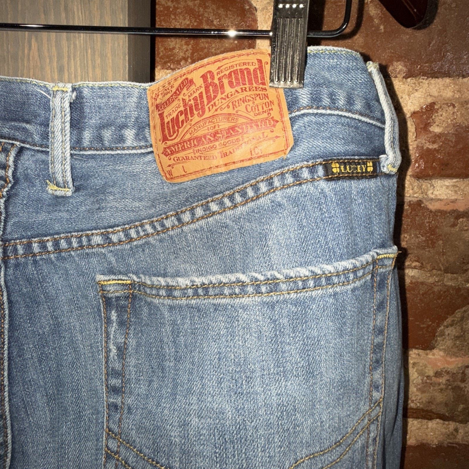 Lucky Brand Vintage Lucky Brand Jeans Size 36 x 31 Mid Wash 100% Cotton Size US 36 / EU 52 - 4 Thumbnail