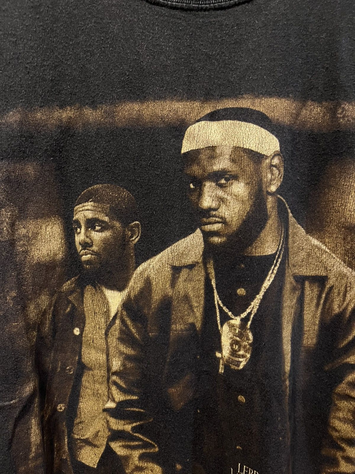 Other Vintage Training Day LeBron James & Kyrie Irving T-Shirt Size US XL / EU 56 / 4 - 5 Thumbnail