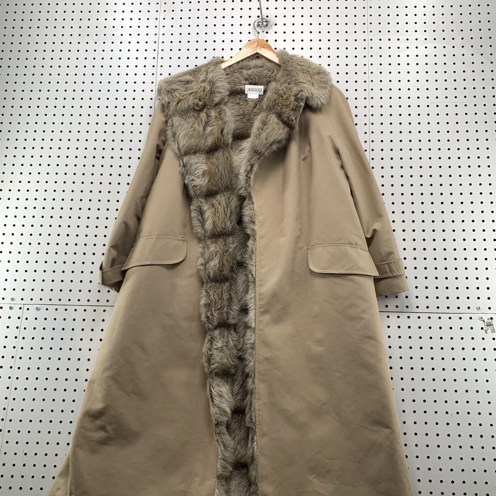 Vintage VINTAGE Montgomery Ward Trench Coat Womens Large Beige Faux Fur Penny Lane Coat Size L / US 10 / IT 46 - 2 Thumbnail