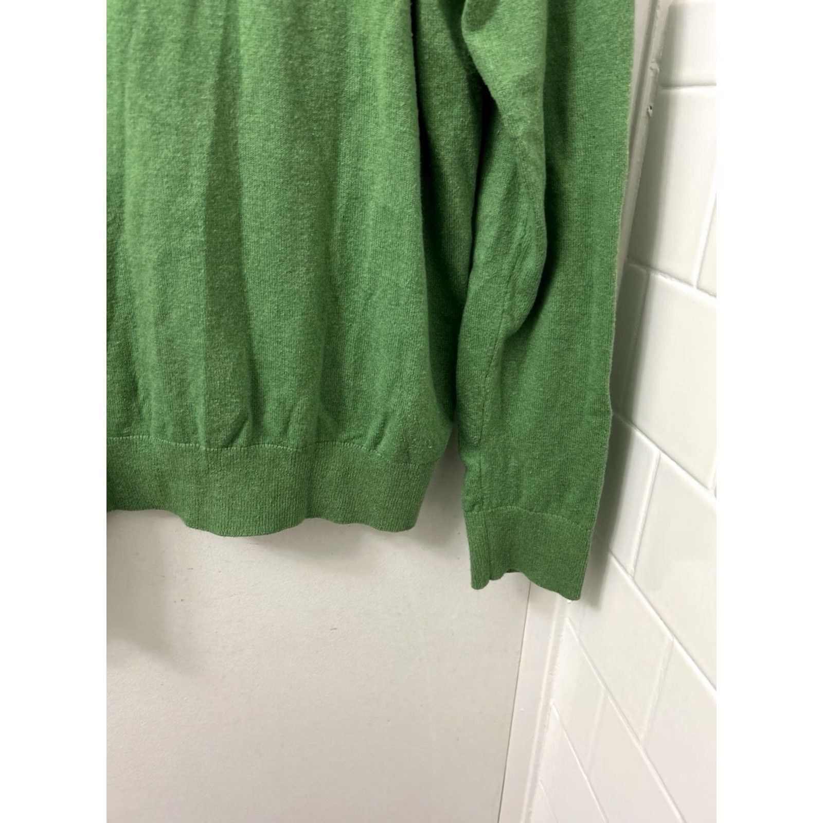 Banana Republic VINTAGE Banana Republic Crewneck Sweatshirt Mens Medium Green Cotton Cashmere Pullover L/S Size US M / EU 48-50 / 2 - 5 Thumbnail