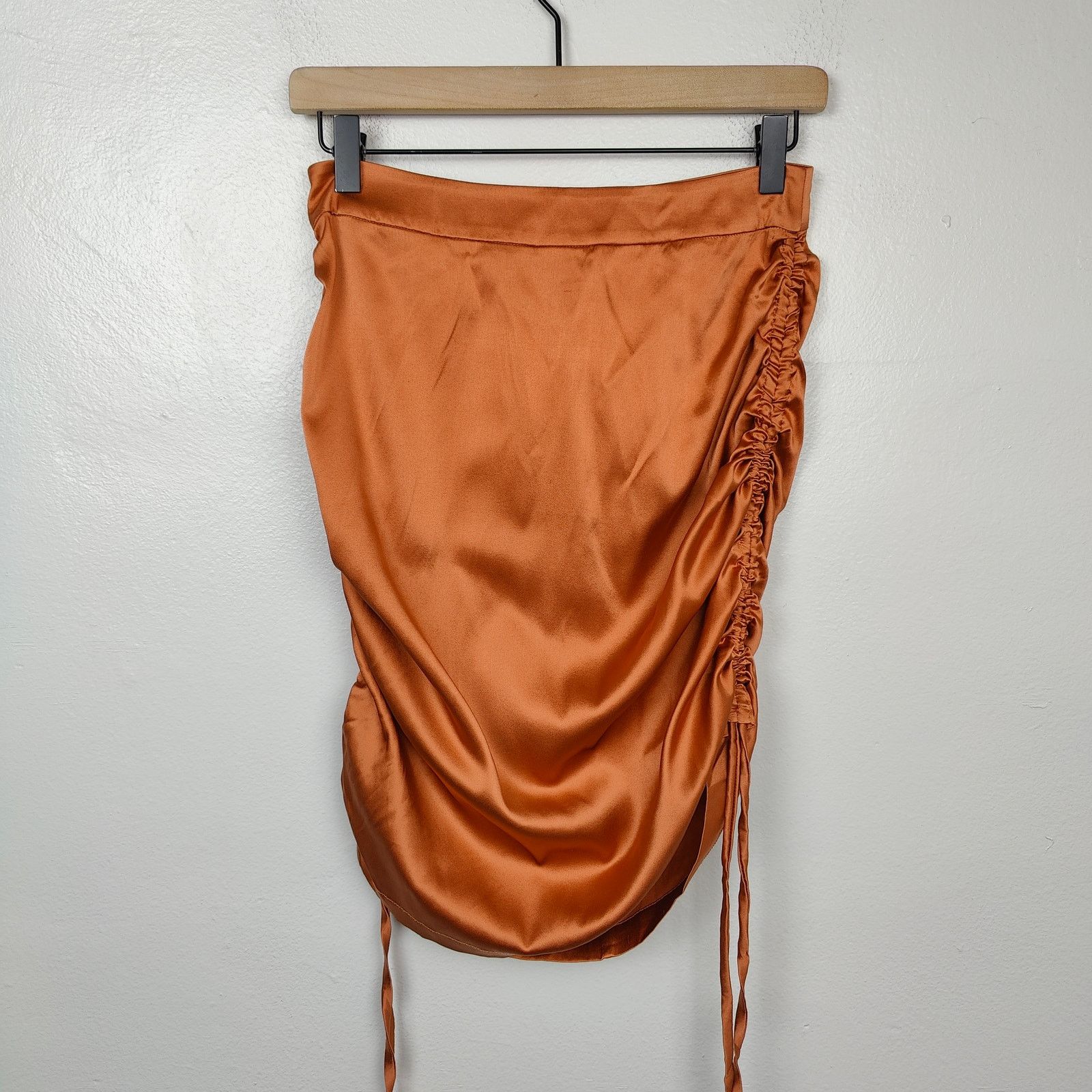 Kim Shui Kim Shui Ruched Mini Skirt Womens Small NWT Bronze Size 27" / US 4 / IT 40 - 1 Thumbnail