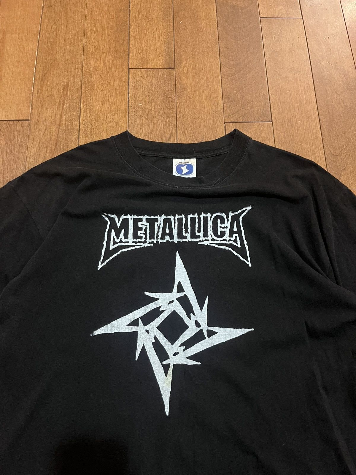 Band Tees Metallica 2004 tour tee Size US XL / EU 56 / 4 - 1 Thumbnail