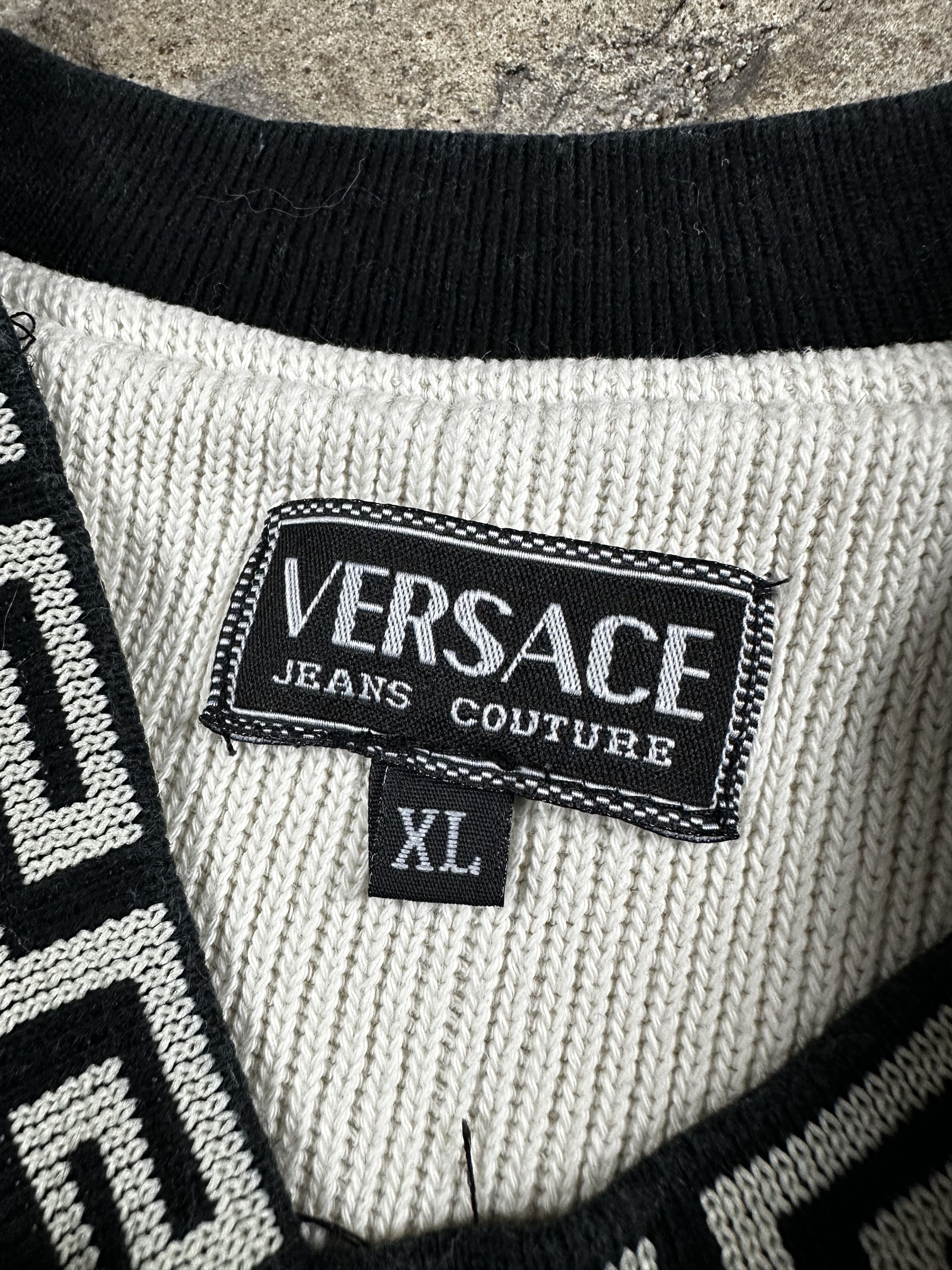 Versace 90s Vintage Versace Cotton V-neck Sweatshirt Size US XL / EU 56 / 4 - 5 Thumbnail