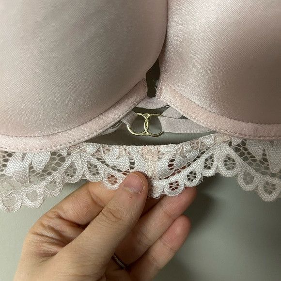 Other La Senza Beyond Sexy Classic Plunge Bra Size ONE SIZE - 2 Thumbnail
