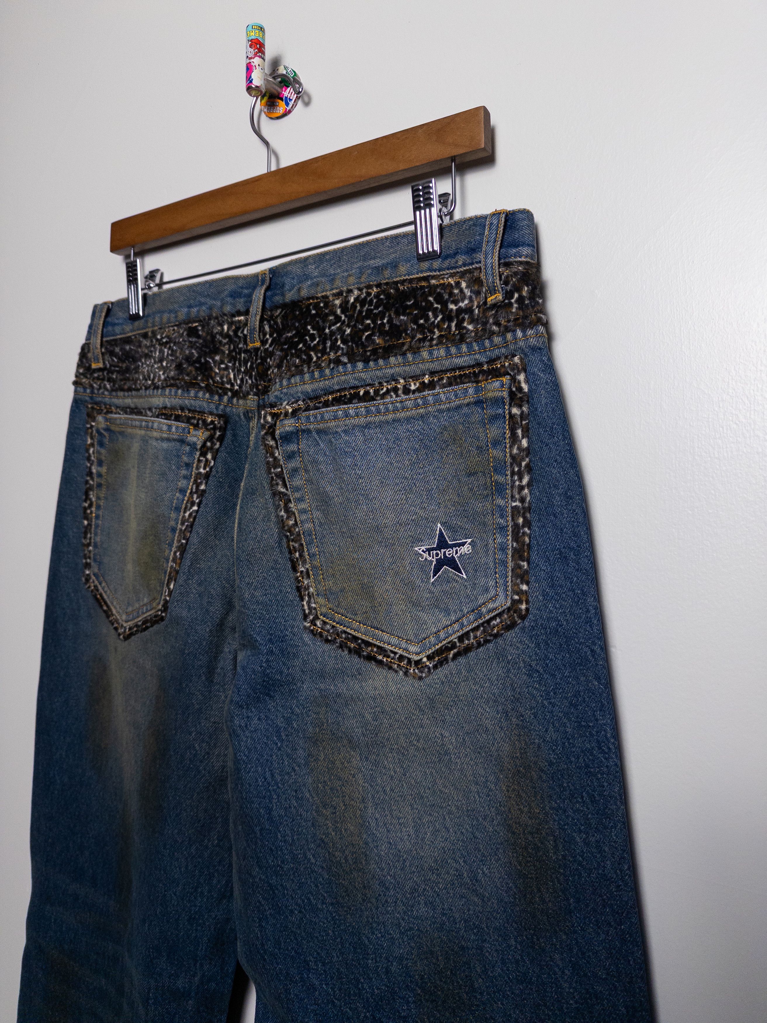 Supreme LEOPARD FAUX FUR LOOSE FIT JEANS Size US 30 / EU 46 - 6 Thumbnail