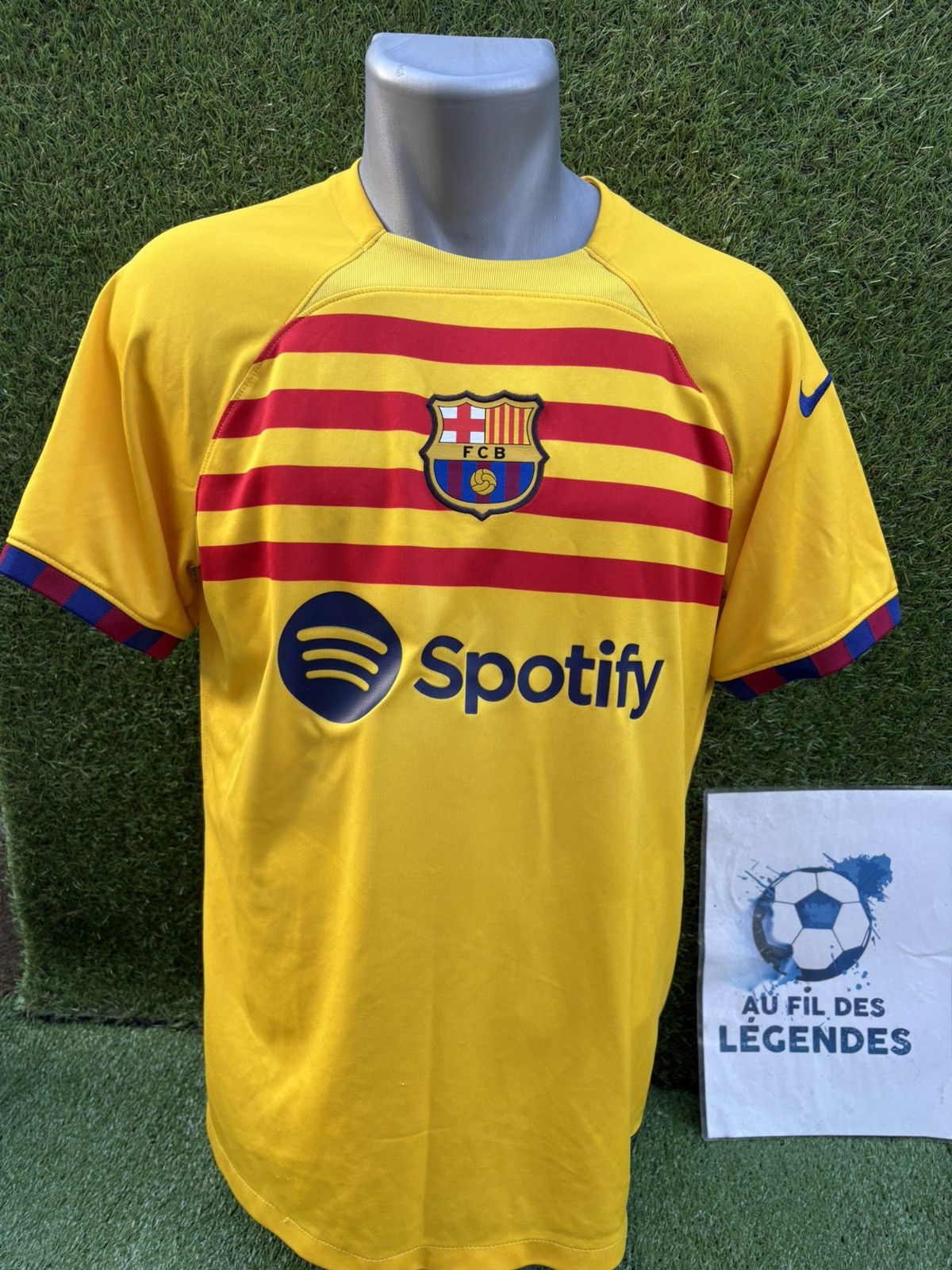 Nike Jersey lewandowski barcelone Size US M / EU 48-50 / 2 - 2 Thumbnail