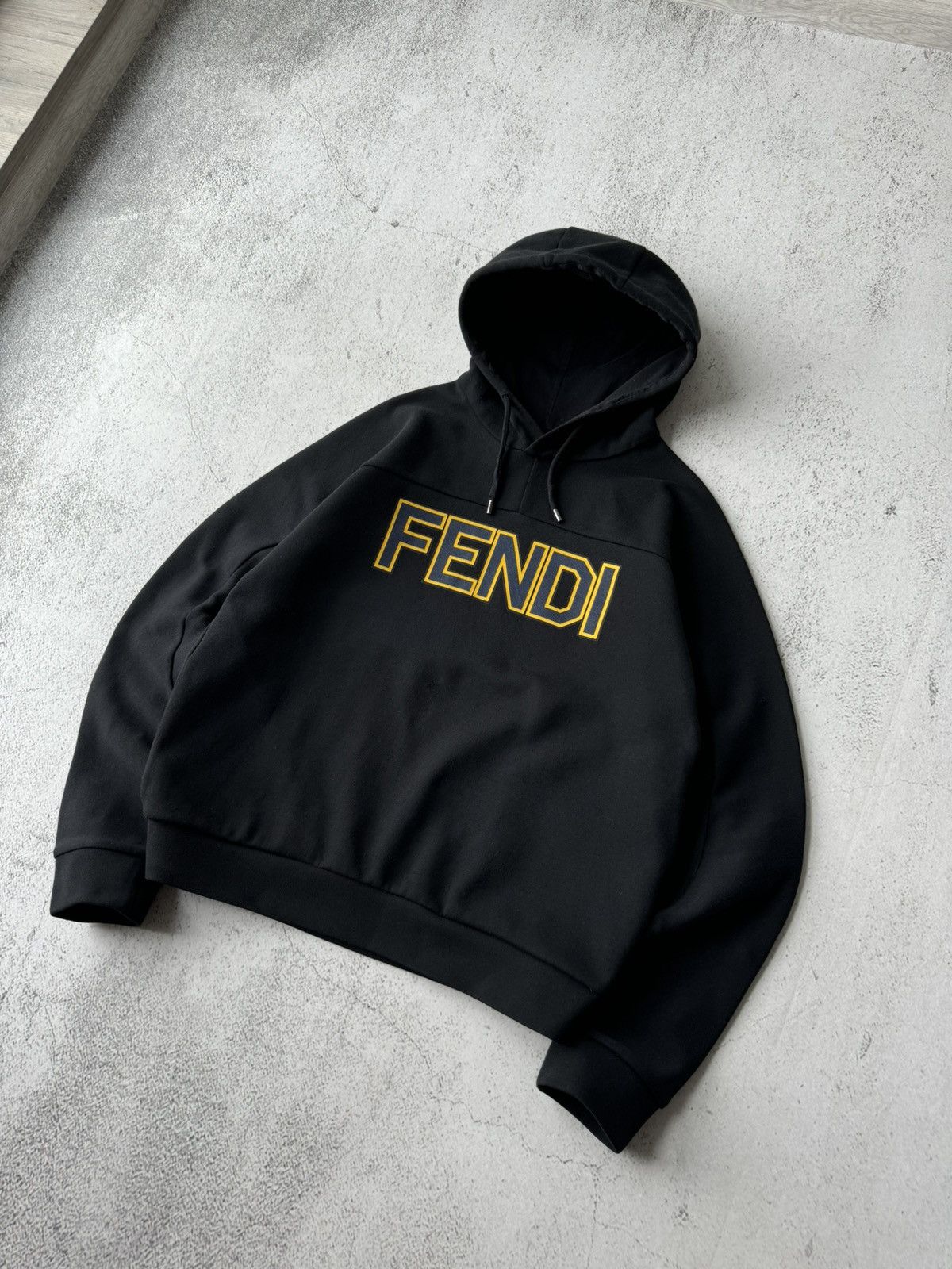 Fendi Fendi Roma Big Logo Black Hoodie Size US M / EU 48-50 / 2 - 3 Thumbnail