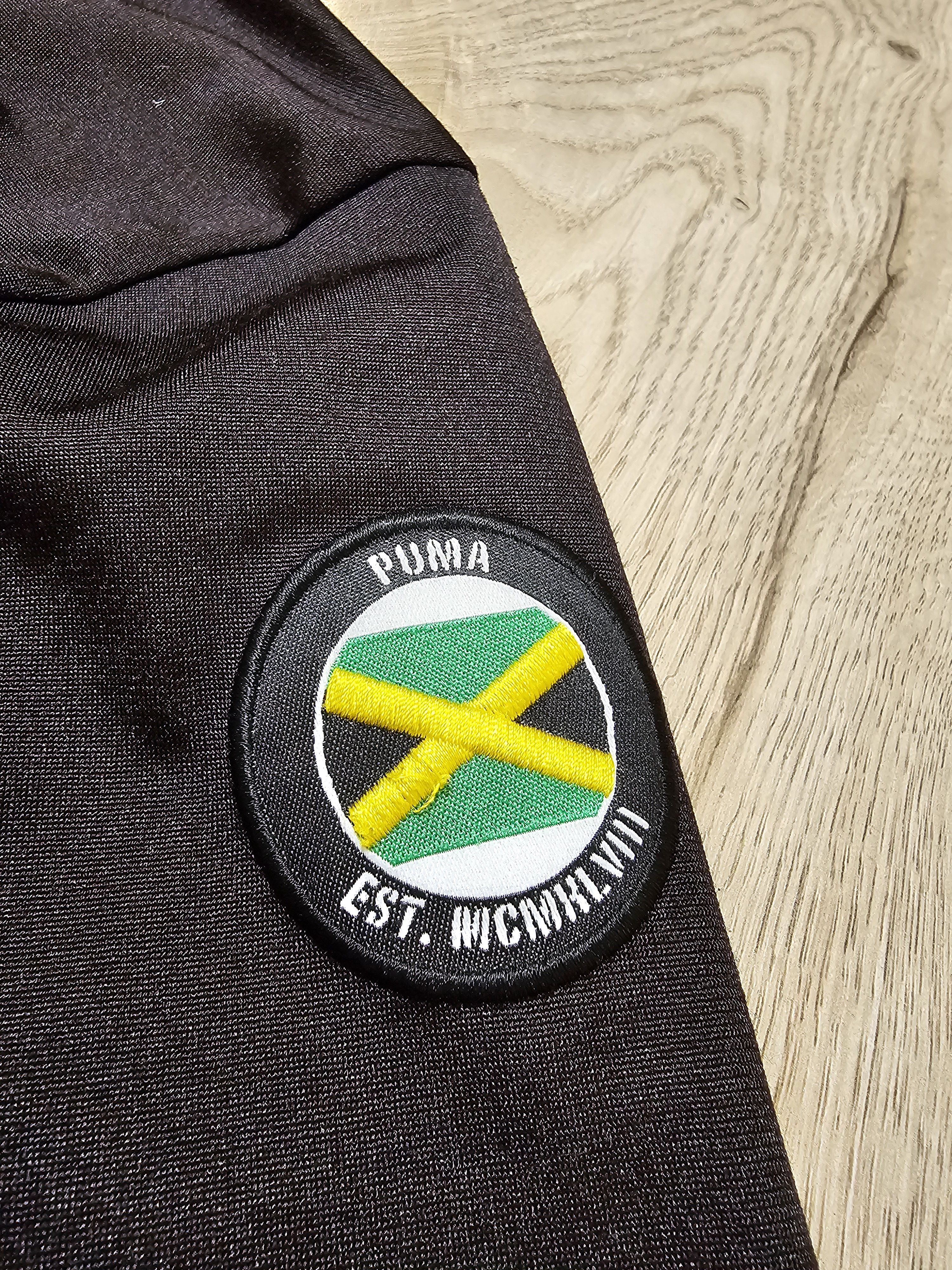 Puma JAMAICA VINTAGE TRAINING FOOTBALL JACKET SOCCER JACKET Size US M / EU 48-50 / 2 - 4 Thumbnail