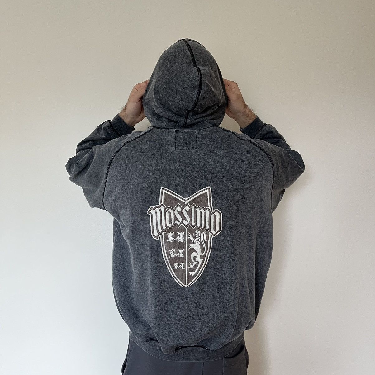 image of Jnco x Mossimo Vintage 90’S Mossimo Thrashed Baggy Hoodie in Grey, Men's (Size Medium)