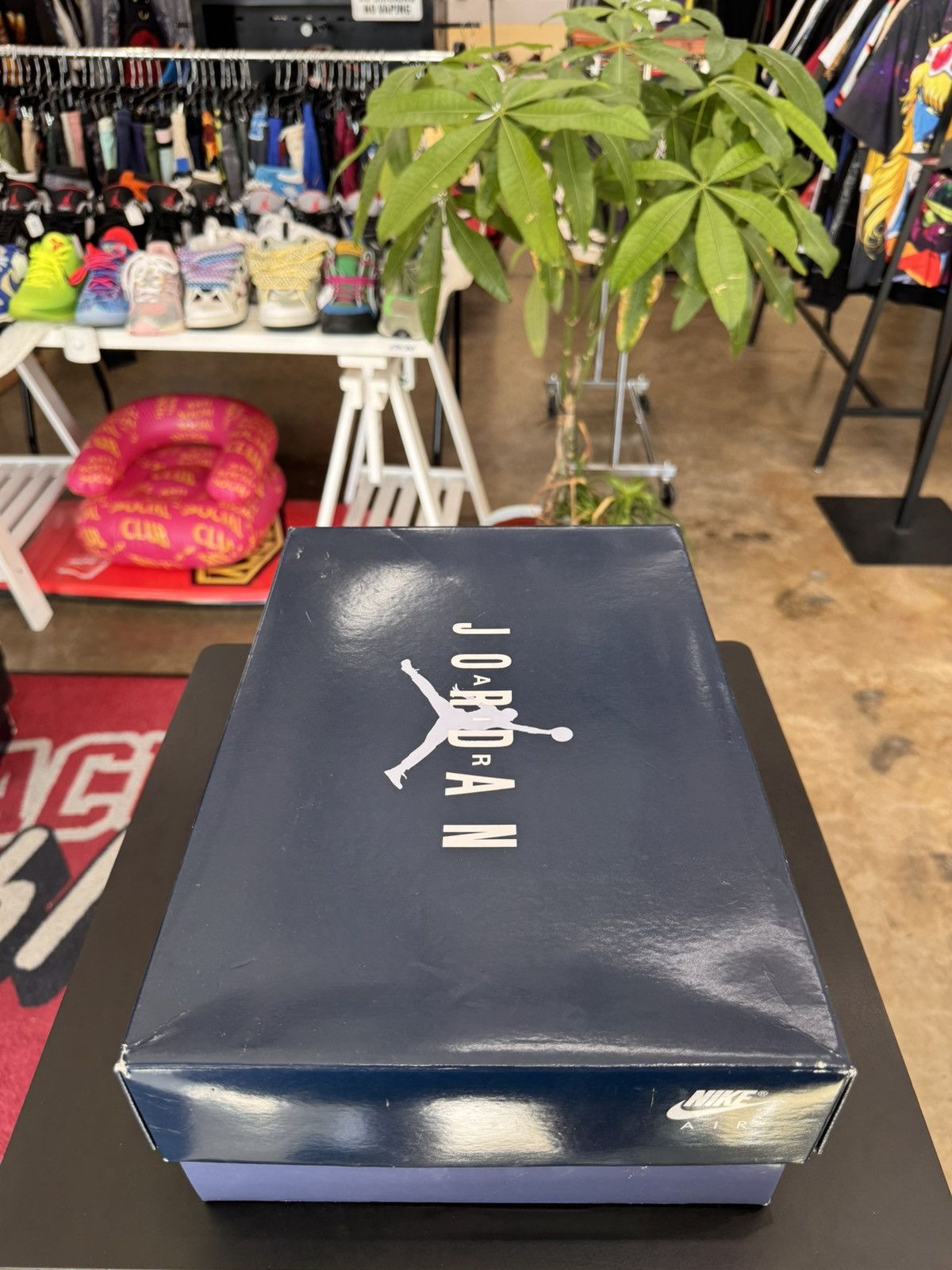 Jordan Brand Air Jordan 11 Low Diffused Blue Size 7 (2024) Size US 7 / EU 40 - 14 Thumbnail