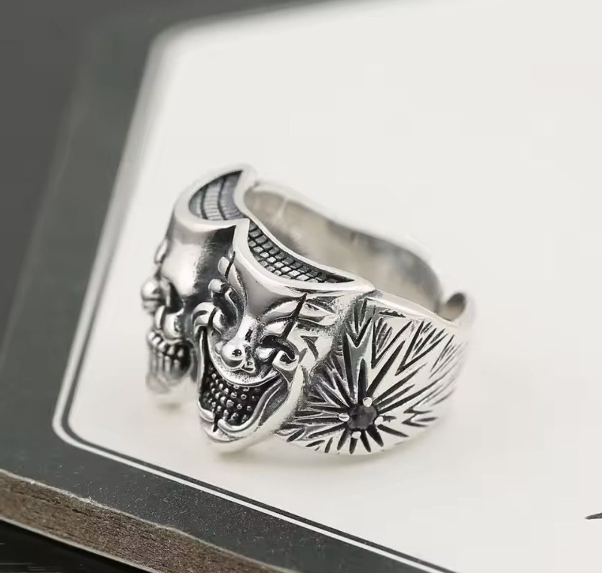 Jewelry Two Face Joker Ring Size ONE SIZE - 2 Thumbnail