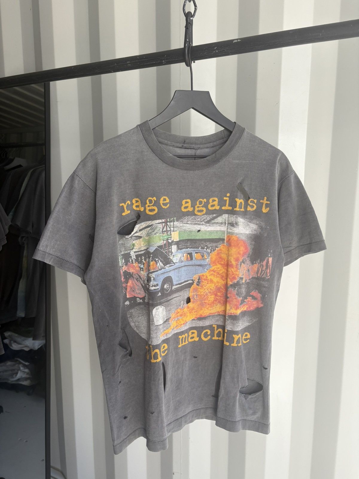 Band Tees Rage Against The Machine Monk Thrashed Faded ERD GRUNGE WCC Size US L / EU 52-54 / 3 - 1 Thumbnail