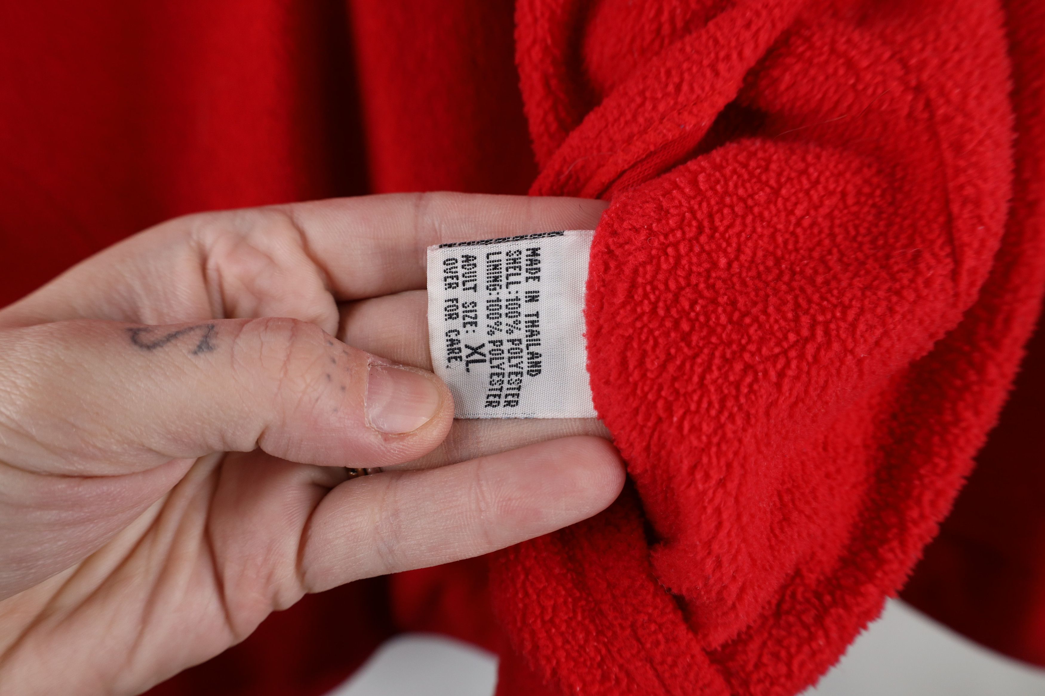 Marlboro × Vintage Vintage 90s Marlboro Spell Out Reversible Fleece Sweater Red Size US XL / EU 56 / 4 - 8 Thumbnail