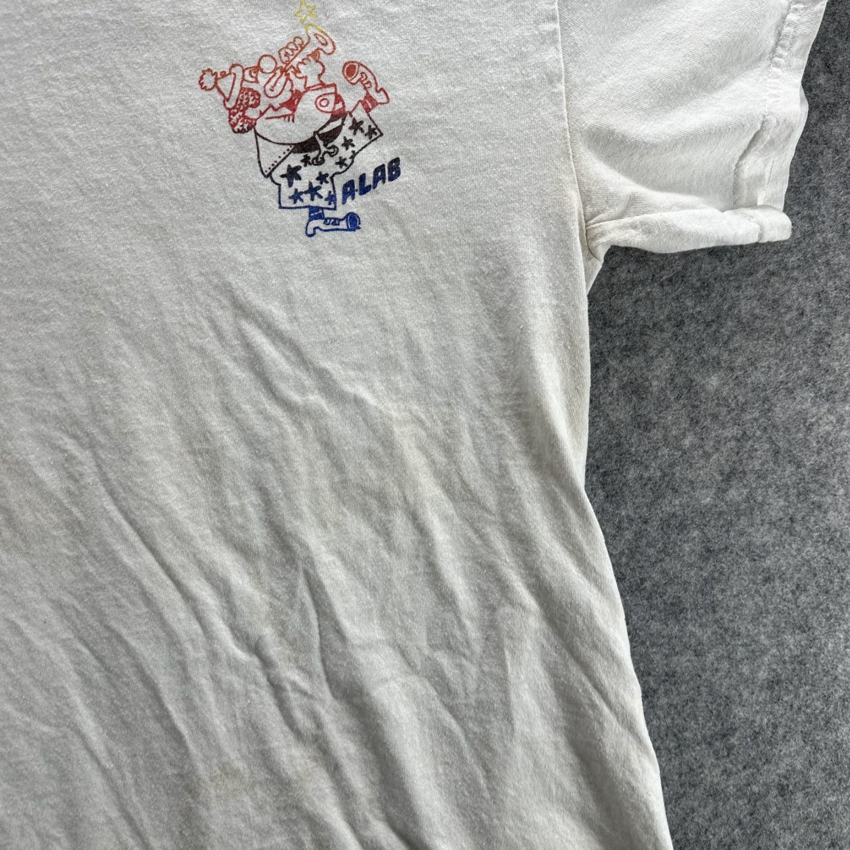 Vintage A.LAB Circus Maximus Graphic T-Shirt Mens Medium White 2000s Carnival Vintage Retro Size US M / EU 48-50 / 2 - 5 Thumbnail