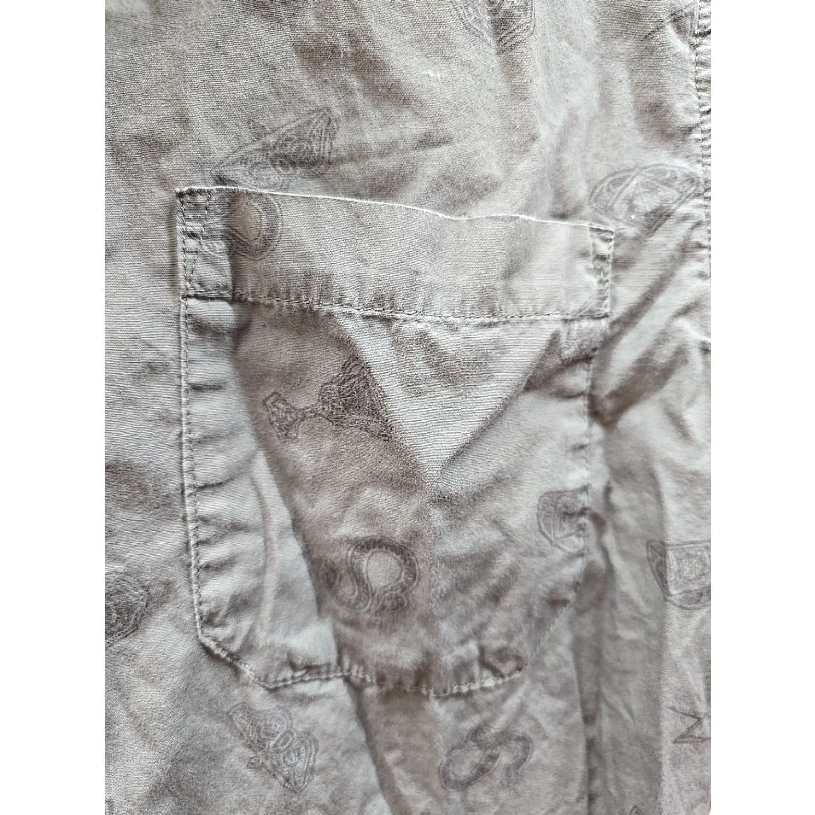 Vintage Harry Potter Shirt Button-Up Gray Horcrux Allover Pattern Short Sleeve Men's S Size US S / EU 44-46 / 1 - 2 Thumbnail