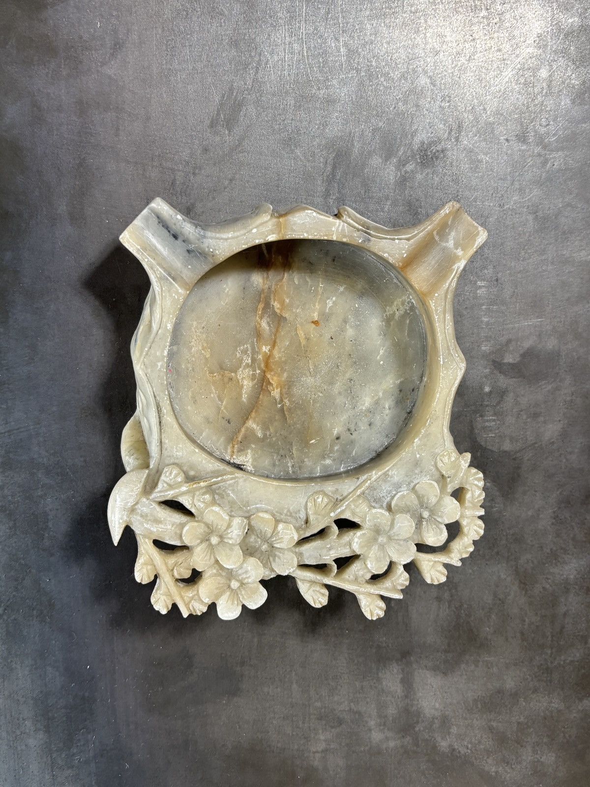 Vintage Carved Vintage Stone Ashtray Chinese Alabaster Soapstone 60s Size ONE SIZE - 6 Thumbnail