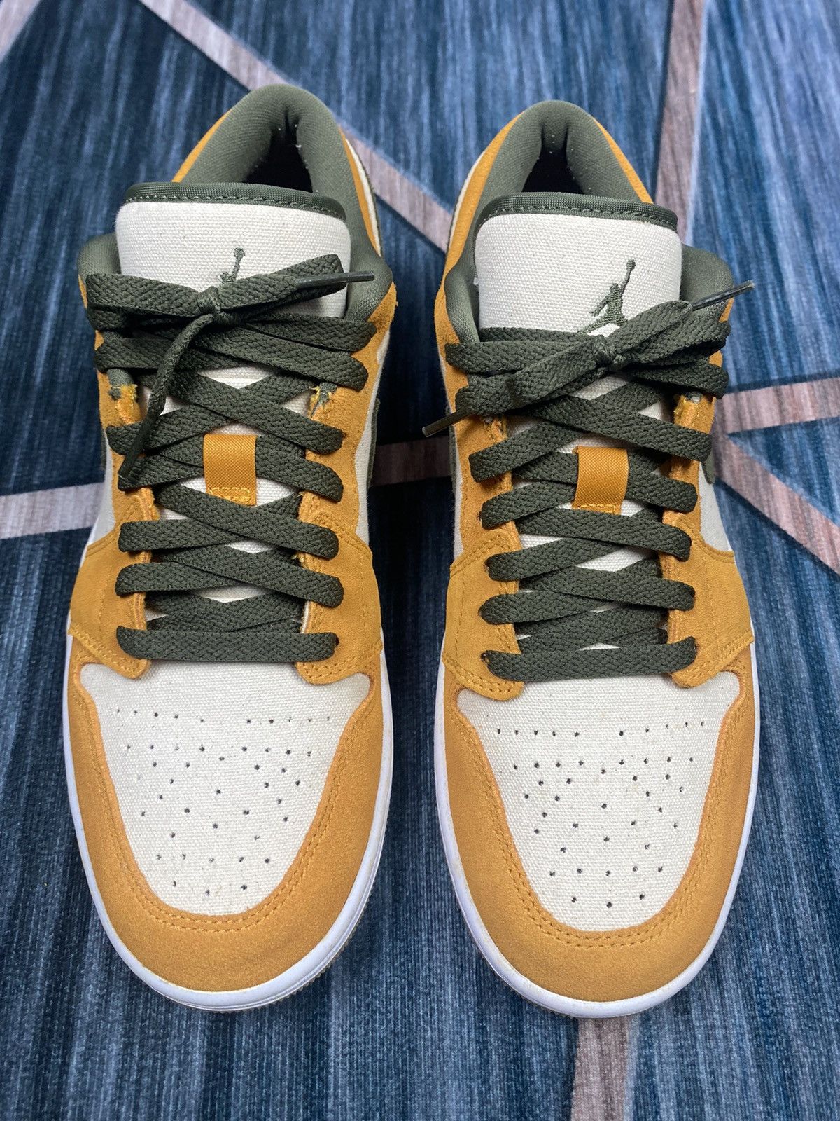 Jordan Brand × Nike AIR JORDAN 1 LOW SE Size US 8.5 / EU 41-42 - 7 Thumbnail