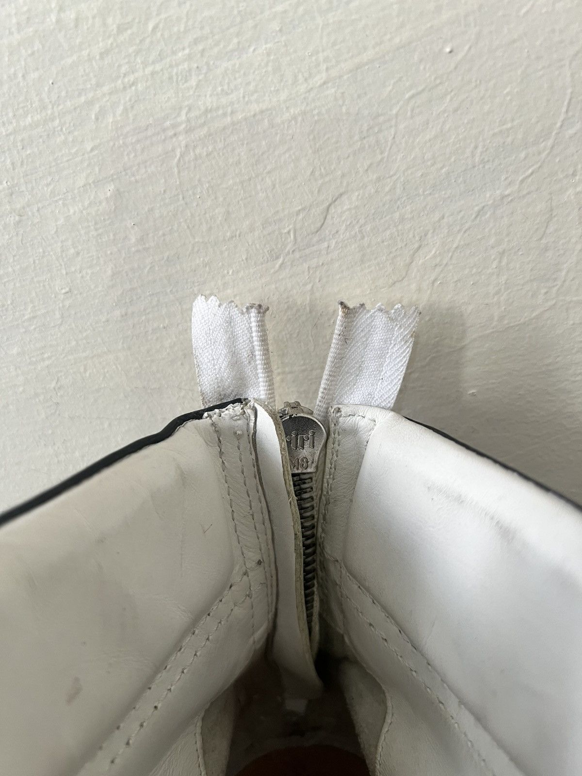 Kris Van Assche KRIS VAN ASSCHE LACED BACKZIP SNEAKERS Size US 6 / EU 39 - 12 Thumbnail