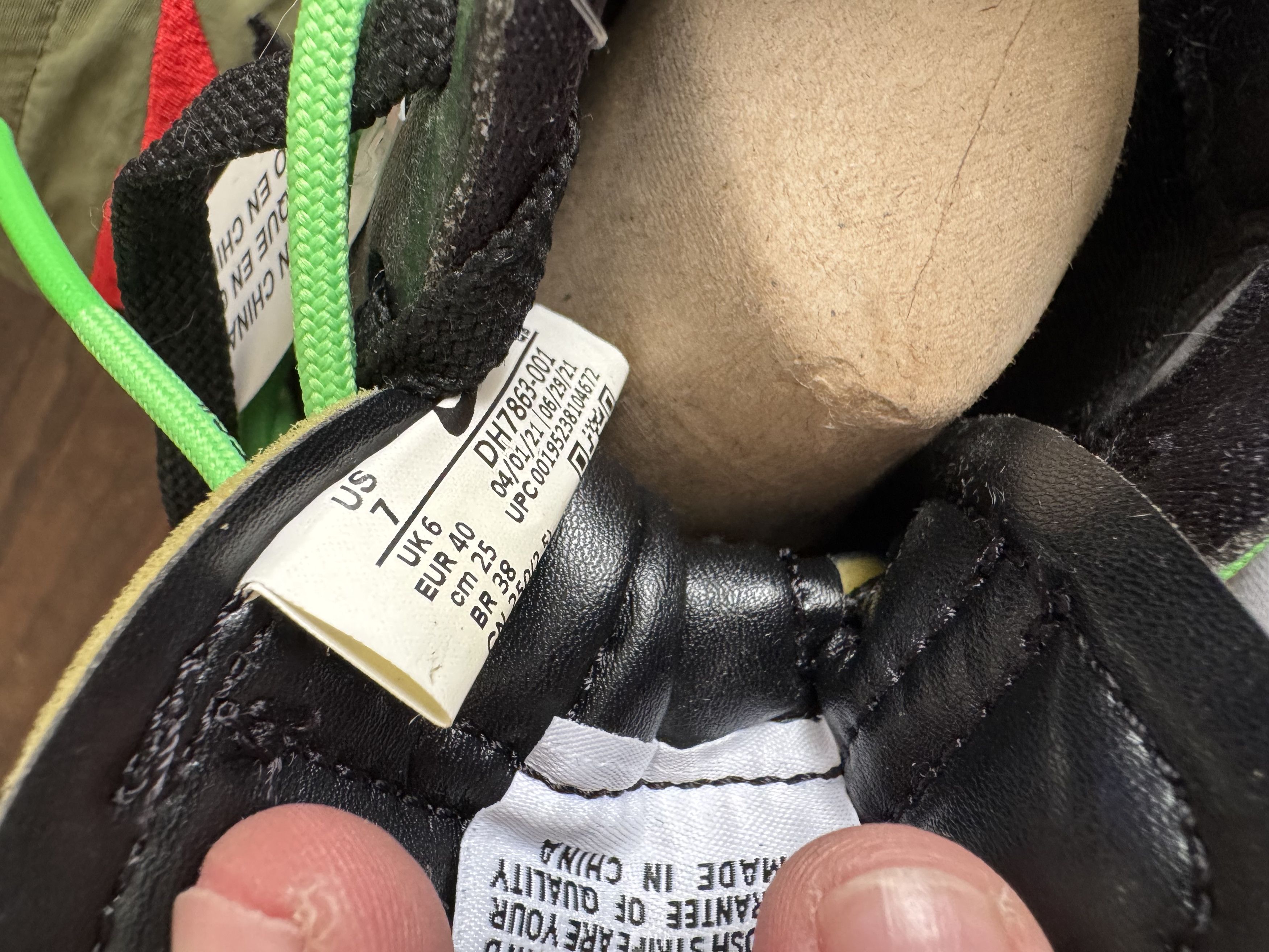 Jordan Brand × Nike × Off-White Nike Blazer Low Off-White Black Electro Green Size US 7 / EU 40 - 5 Thumbnail