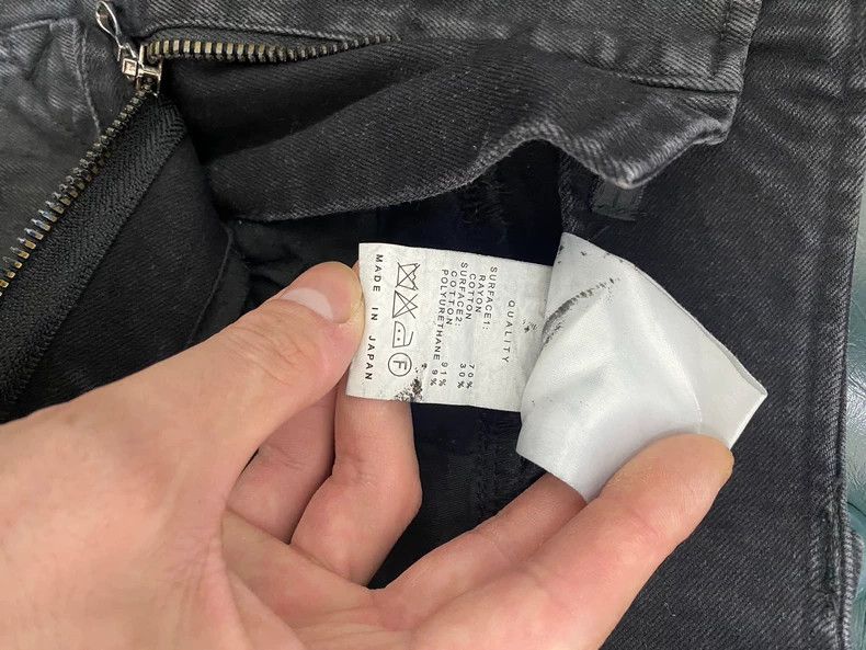 Julius julius size:2 Stylish wax-coated geometric jeans Size US 26 / EU 42 - 8 Thumbnail