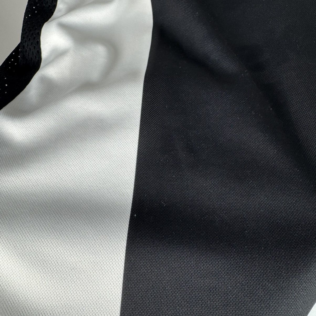 Kappa JUVENTUS 1997 1998 HOME FOOTBALL SHIRT SOCCER JERSEY VINTAGE Size US XL / EU 56 / 4 - 15 Thumbnail