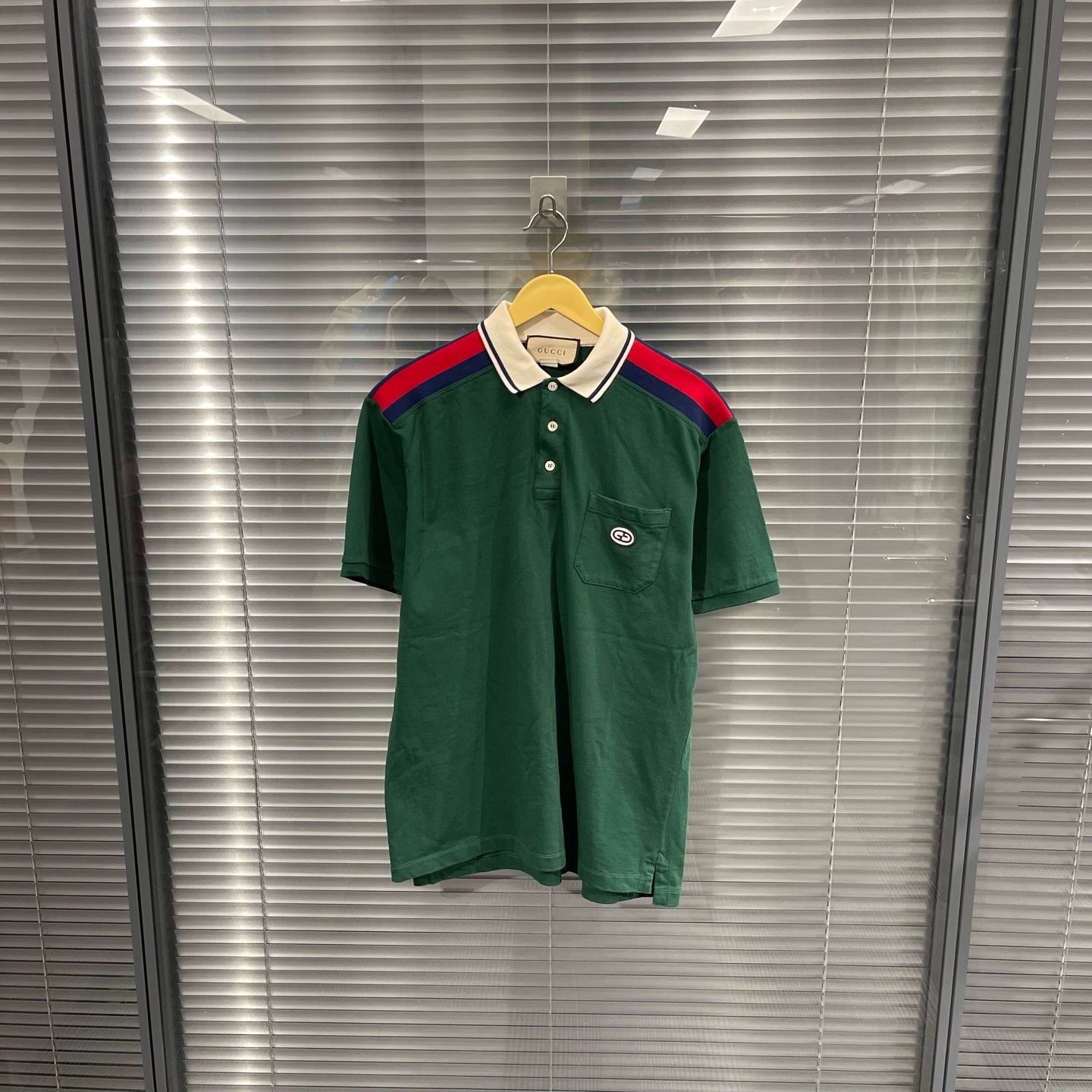 Gucci Gucci new small chest embroidered polo L 99 new Size US L / EU 52-54 / 3 - 1 Thumbnail