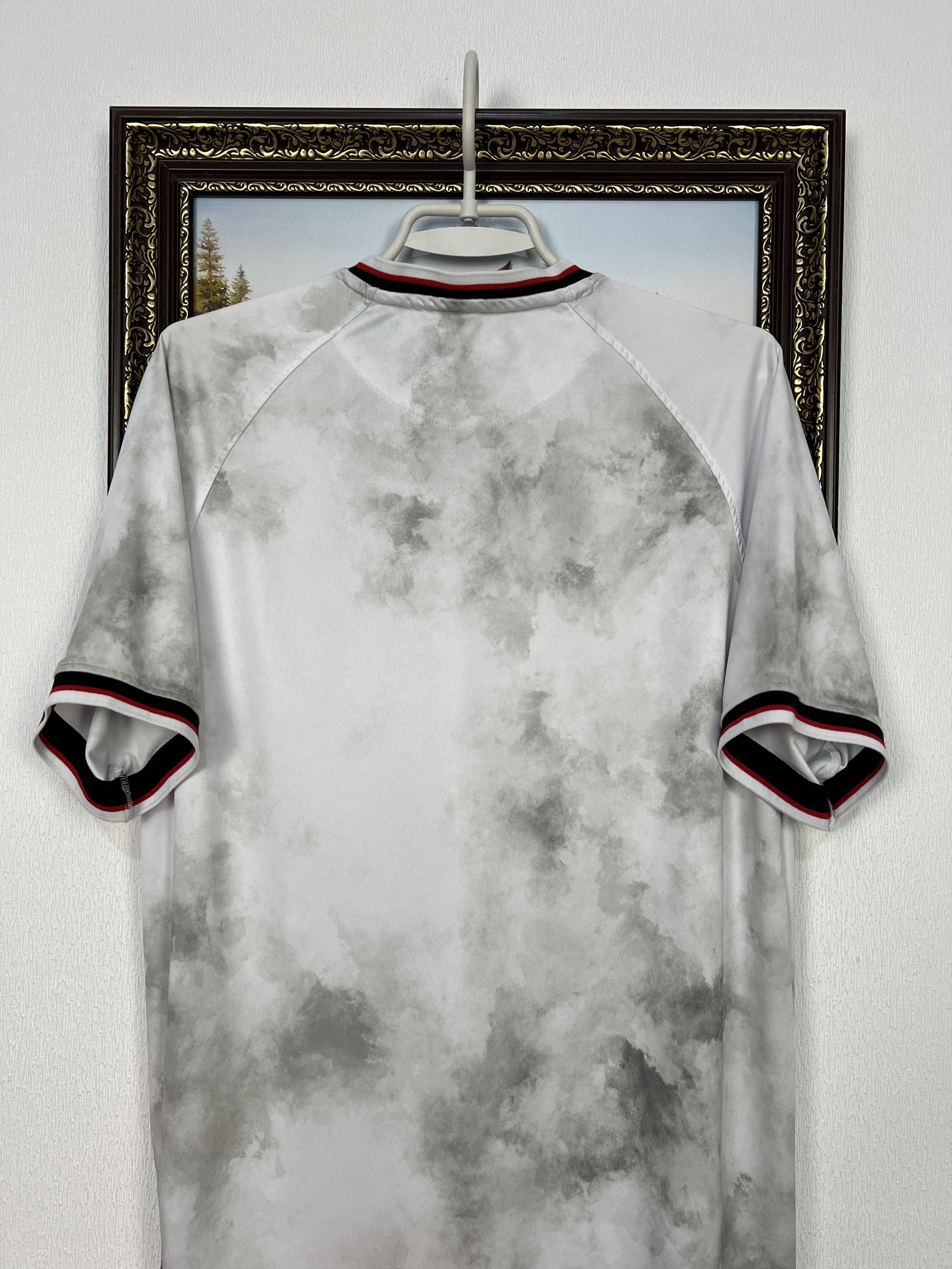 Castore MK Dons Castore 2022 Home Football Shirt Soccer Jersey Mens Size US L / EU 52-54 / 3 - 13 Thumbnail