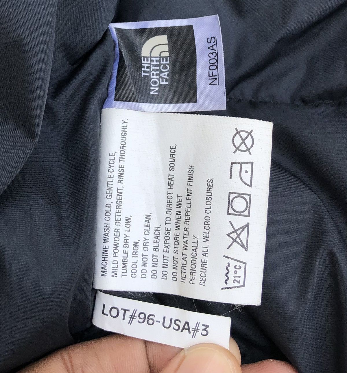 The North Face Vintage The North Face Goose Down Puffer Jacket Black Size US L / EU 52-54 / 3 - 22 Thumbnail