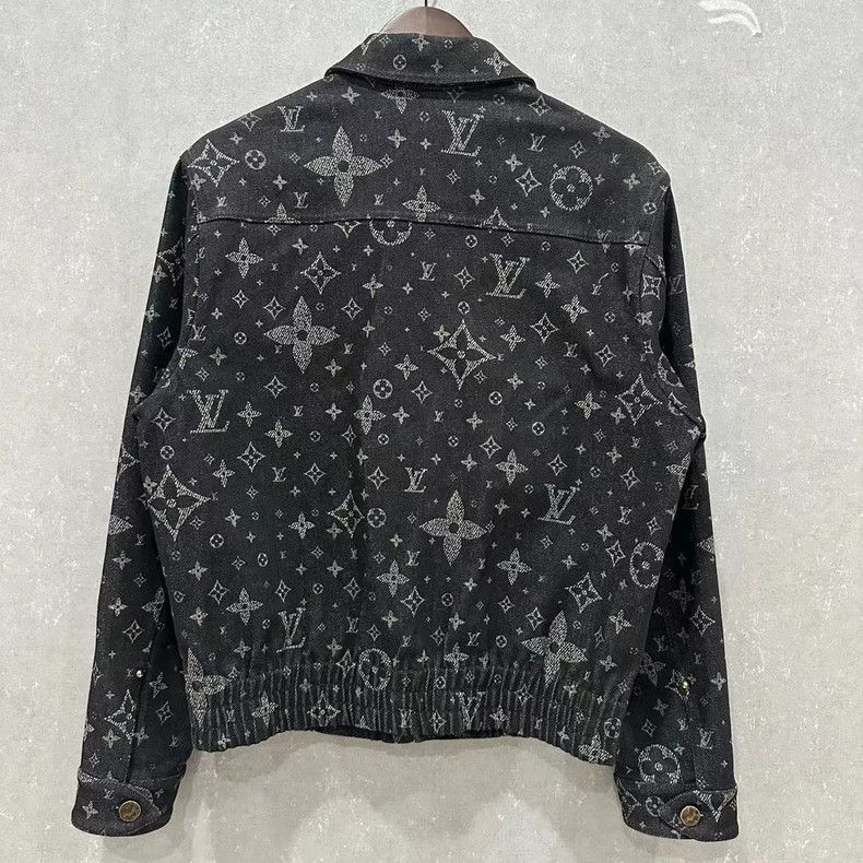 Louis Vuitton Louis Vuitton Baby's breath Logo denim jacket Size US S / EU 44-46 / 1 - 2 Thumbnail