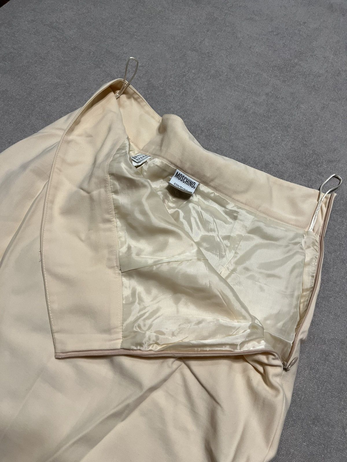 Moschino Moschino Couture Womens Pink Skirt Vintage Italy Size 46IT Size 32" / US 10 / IT 46 - 8 Thumbnail